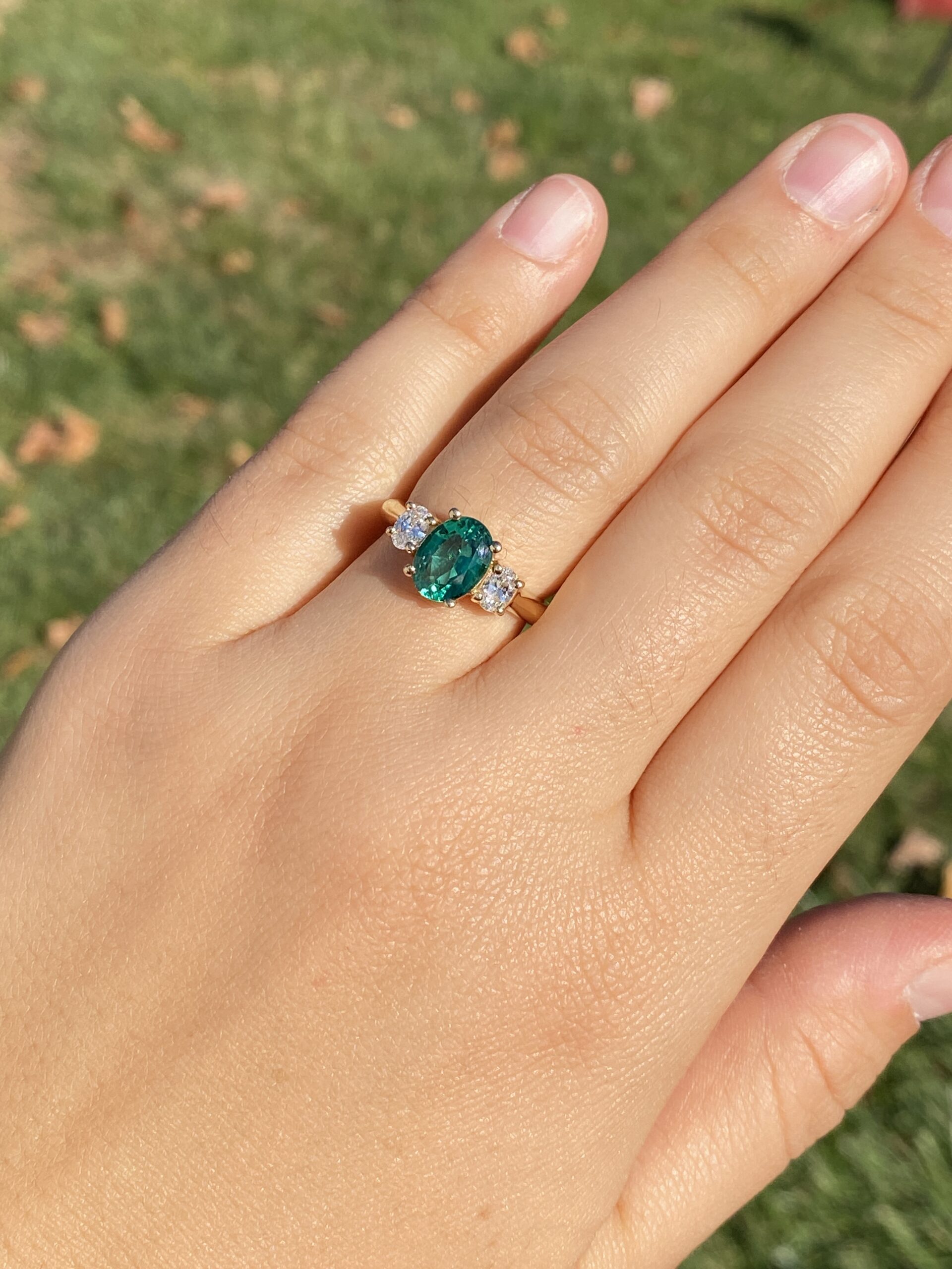 The 43rd Avenue: Tourmaline and Diamond Ring in Yellow Gold - Image 9