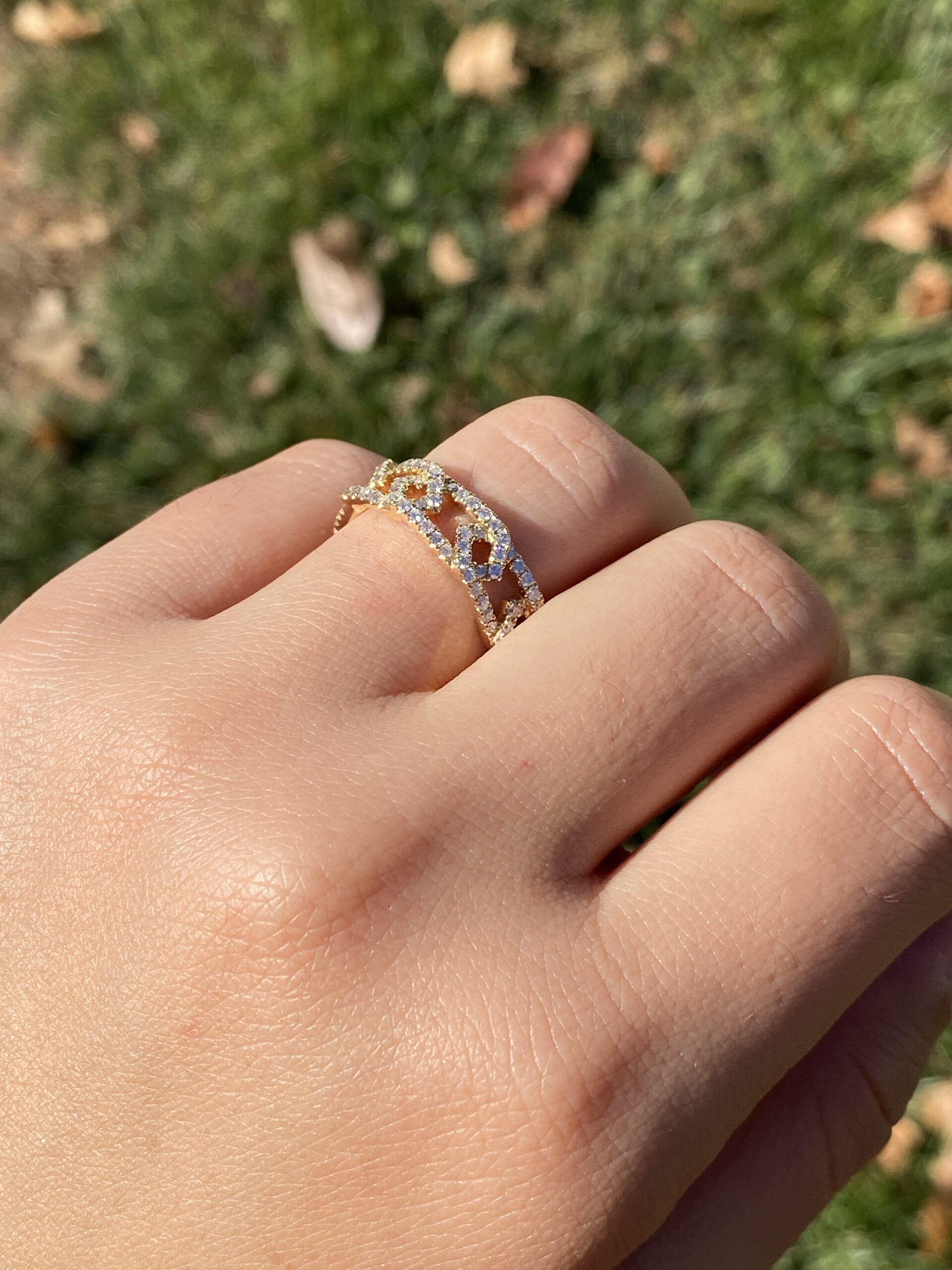 The 44th Avenue: Diamond Set Curb Link Ring in Yellow Gold - Image 9