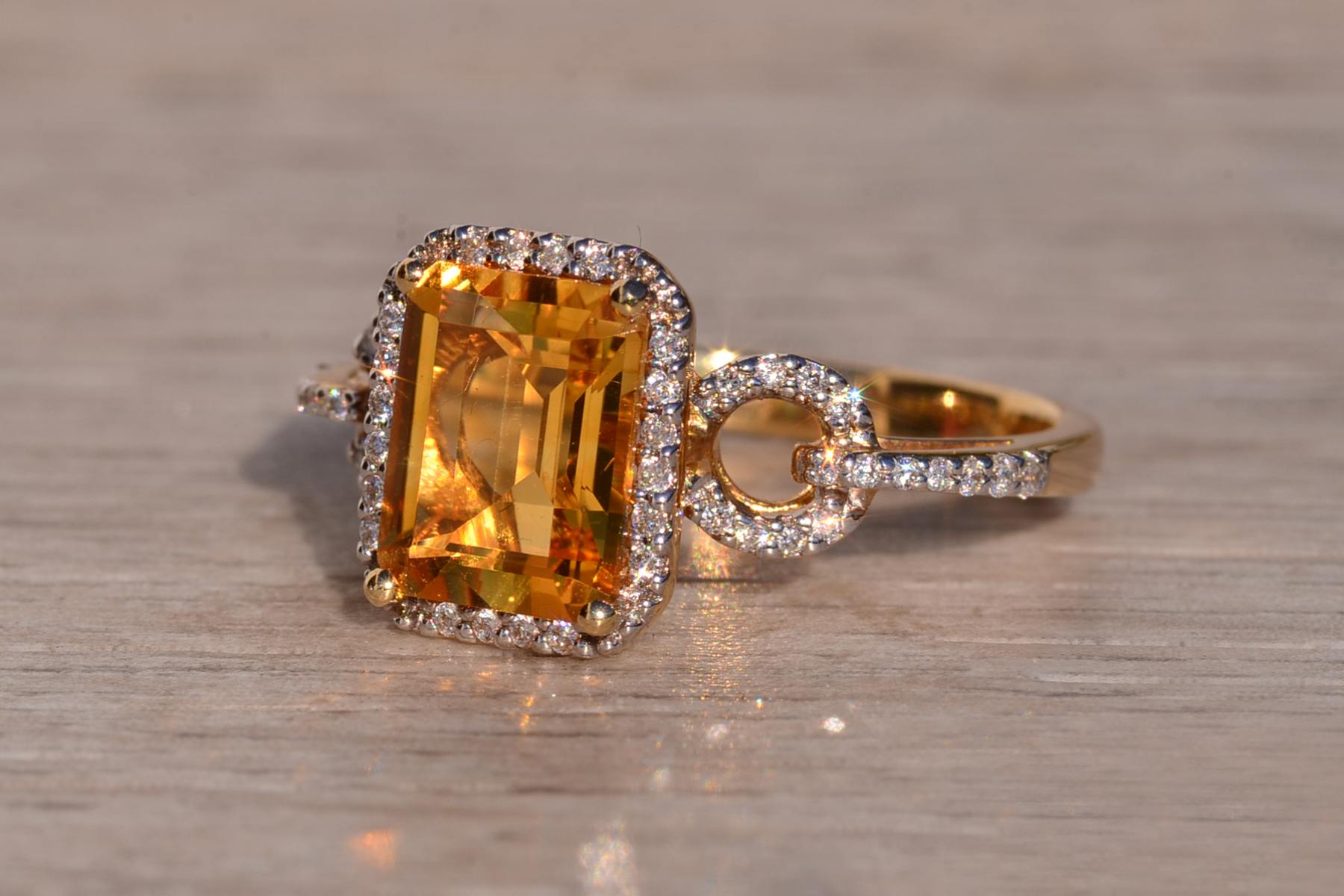 The 9th Avenue: Natural Citrine and Diamond Halo Ring in Yellow Gold - Image 3