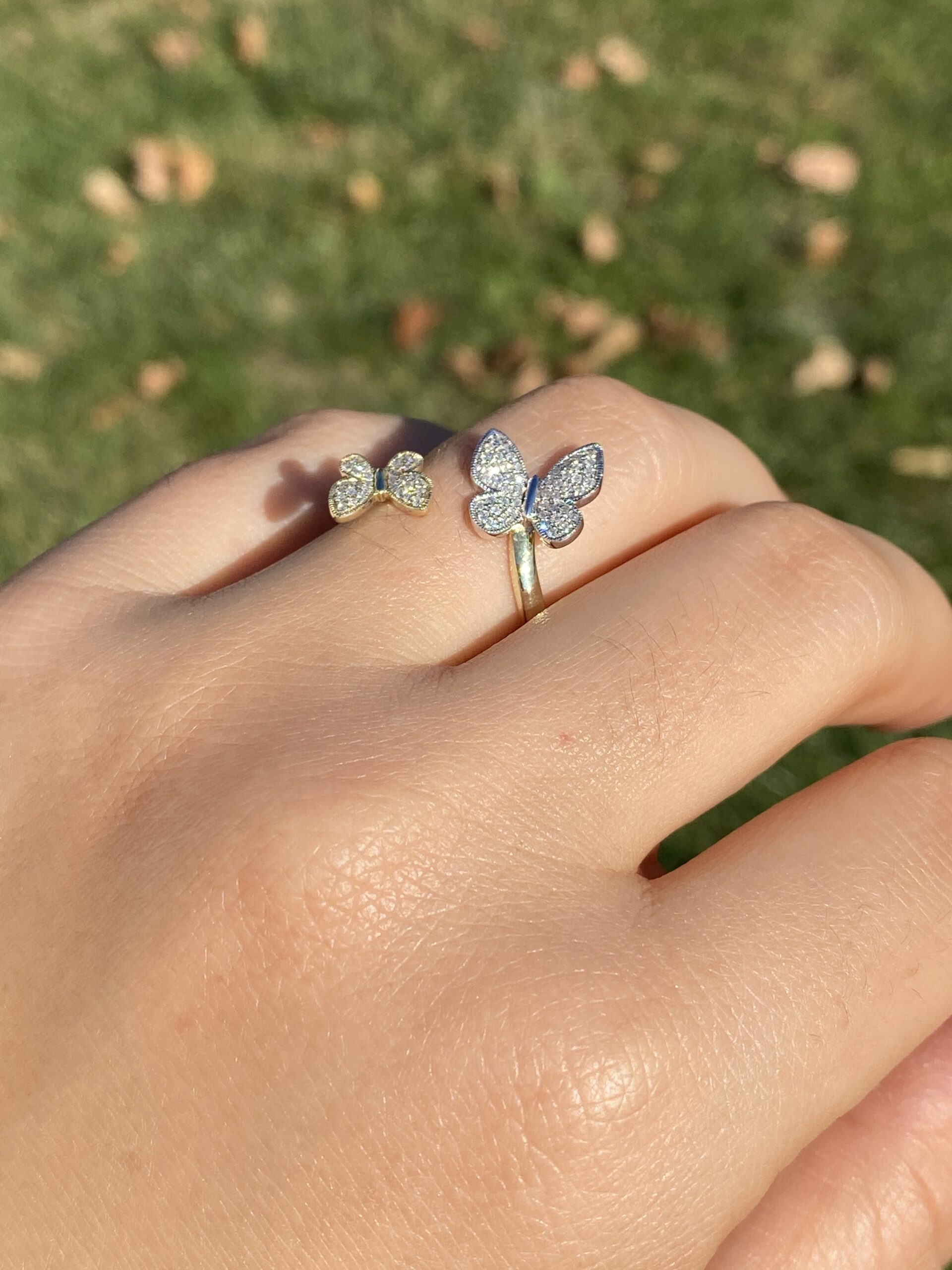 The 5th Avenue: Butterfly Bypass Ring in White and Yellow Gold - Image 10