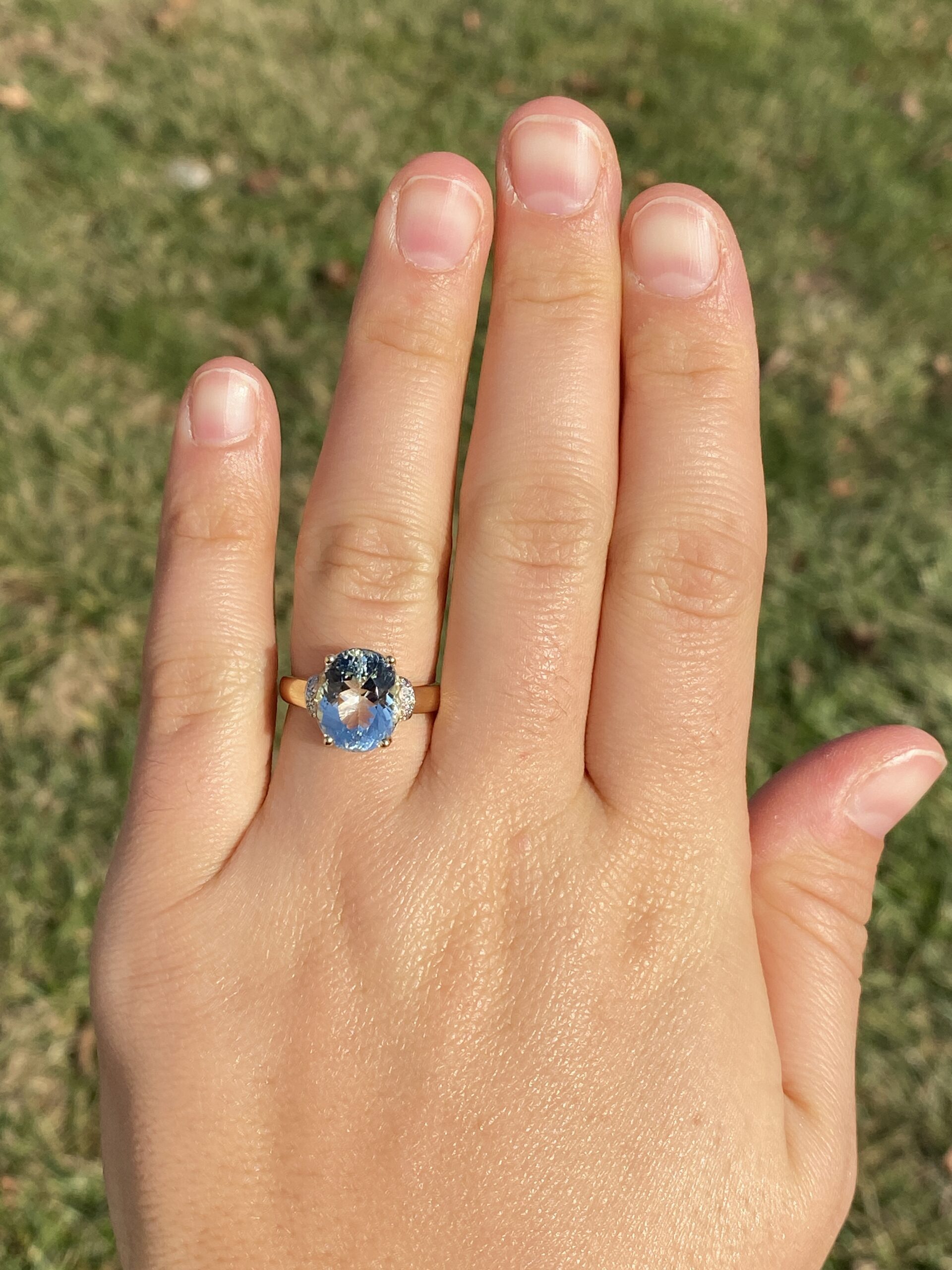 The 102nd Avenue: Aquamarine and Natural Diamond Ring in Yellow Gold - Image 8