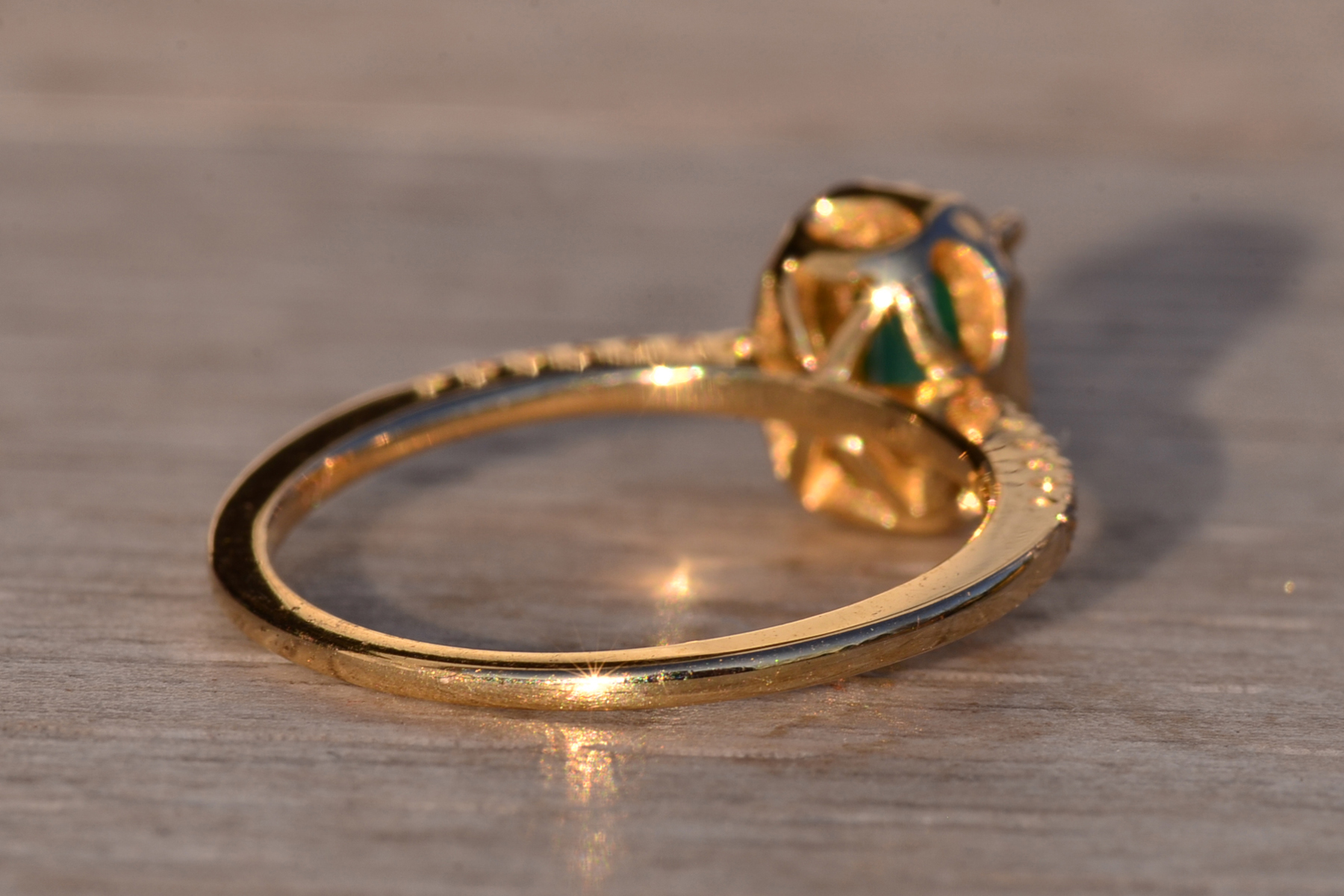 The 90th Avenue: Emerald Cut Natural Emerald Ring with Diamonds in Yellow Gold - Image 5