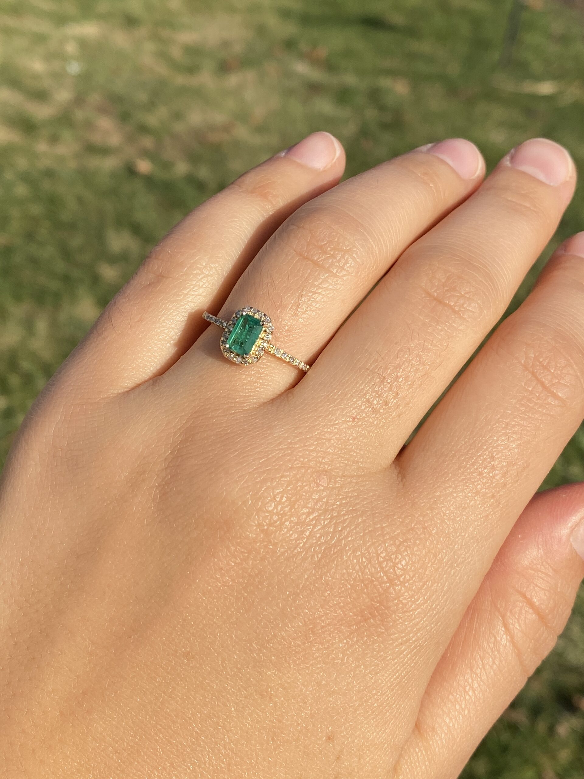 The 90th Avenue: Emerald Cut Natural Emerald Ring with Diamonds in Yellow Gold - Image 9