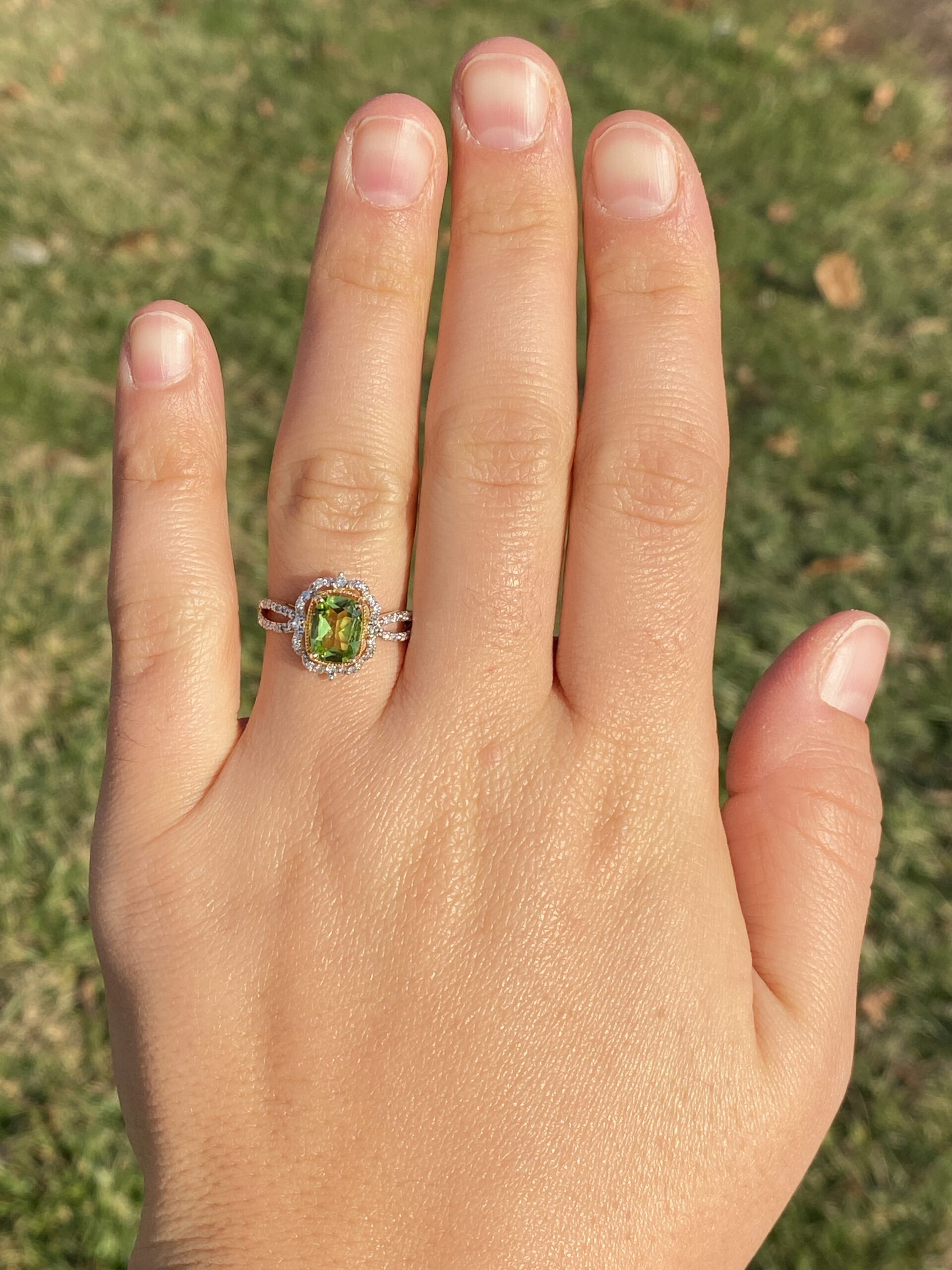 The 97th Avenue: Peridot and Natural Diamond Ring in Yellow Gold - Image 8