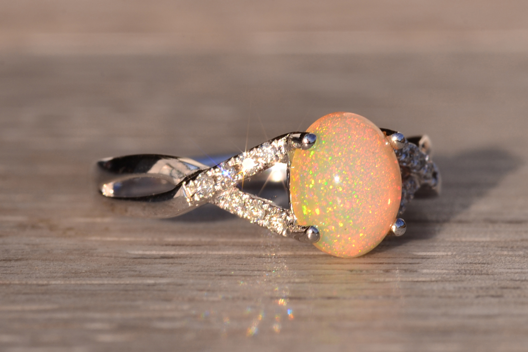 The 107th Street: Opal and Diamond Ring in White Gold - Image 6