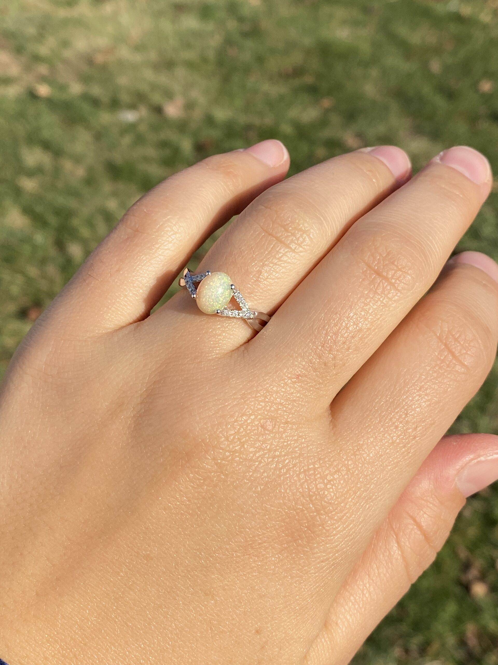The 107th Street: Opal and Diamond Ring in White Gold - Image 9