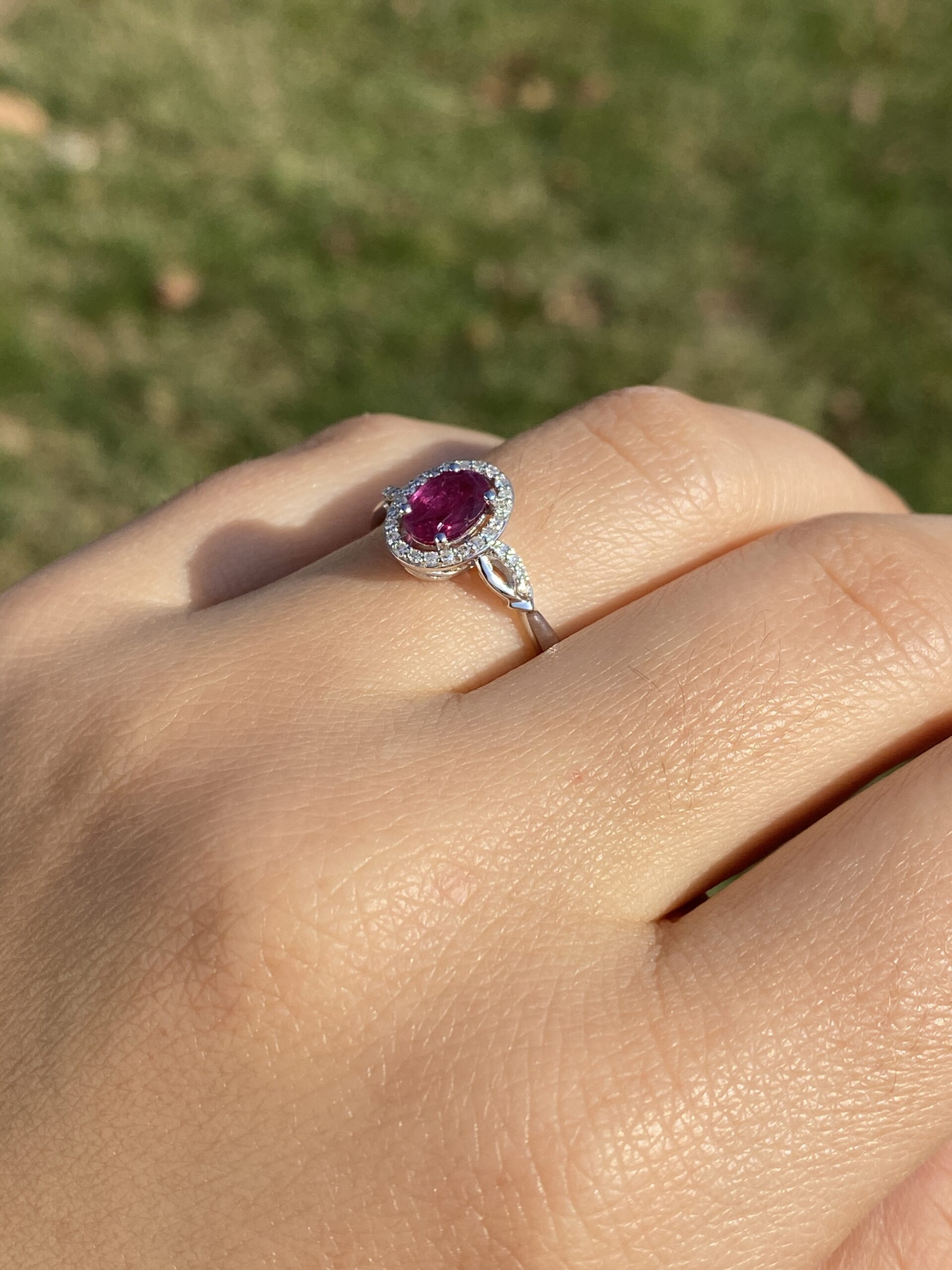 The 105th Avenue: Natural Ruby and Diamond Halo Ring in Yellow Gold - Image 10