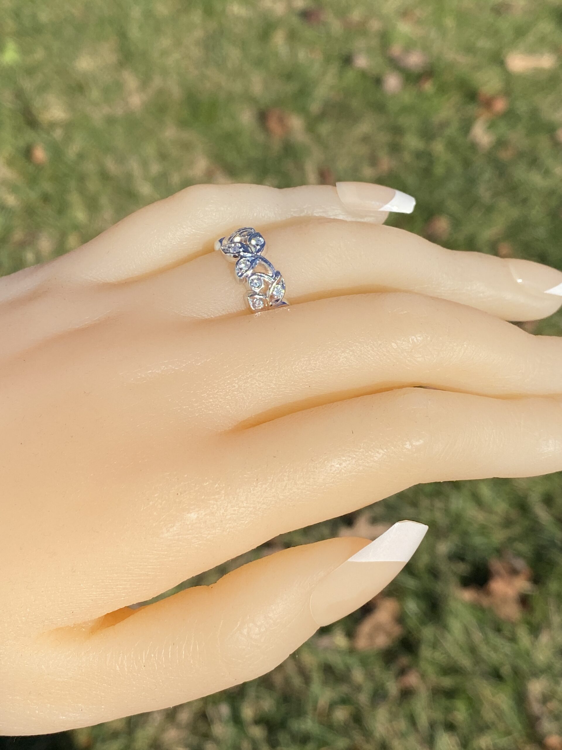 SOLD - The Flara: Antique Diamond Floral Eternity Band in Platinum - Image 7