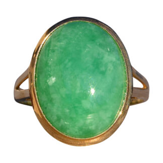 The 143rd Avenue: Vintage Jadeite Jade Ring in Yellow Gold