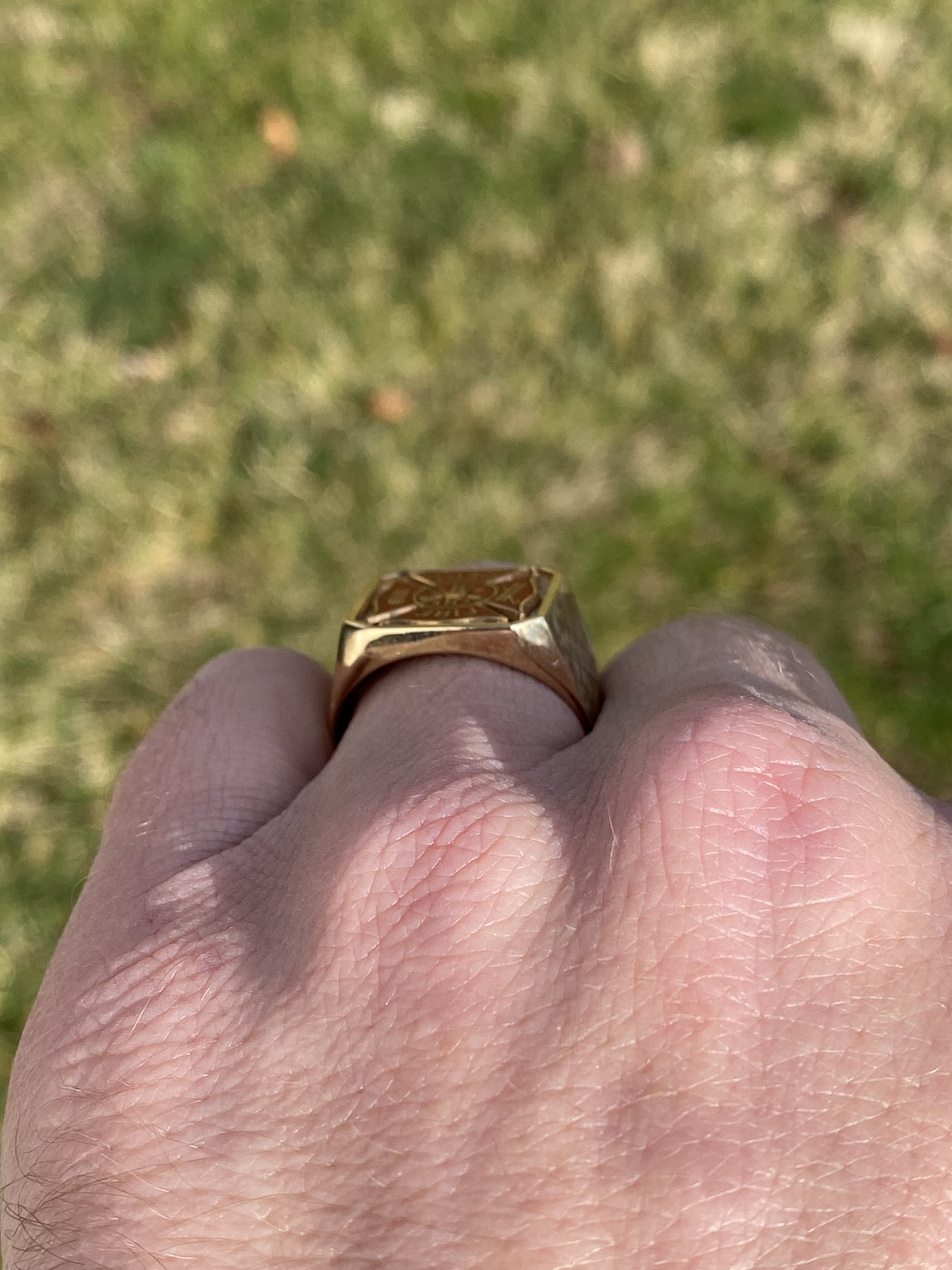 The 129th Avenue: Enameled Fire Fighters Ring in Yellow Gold - Image 9