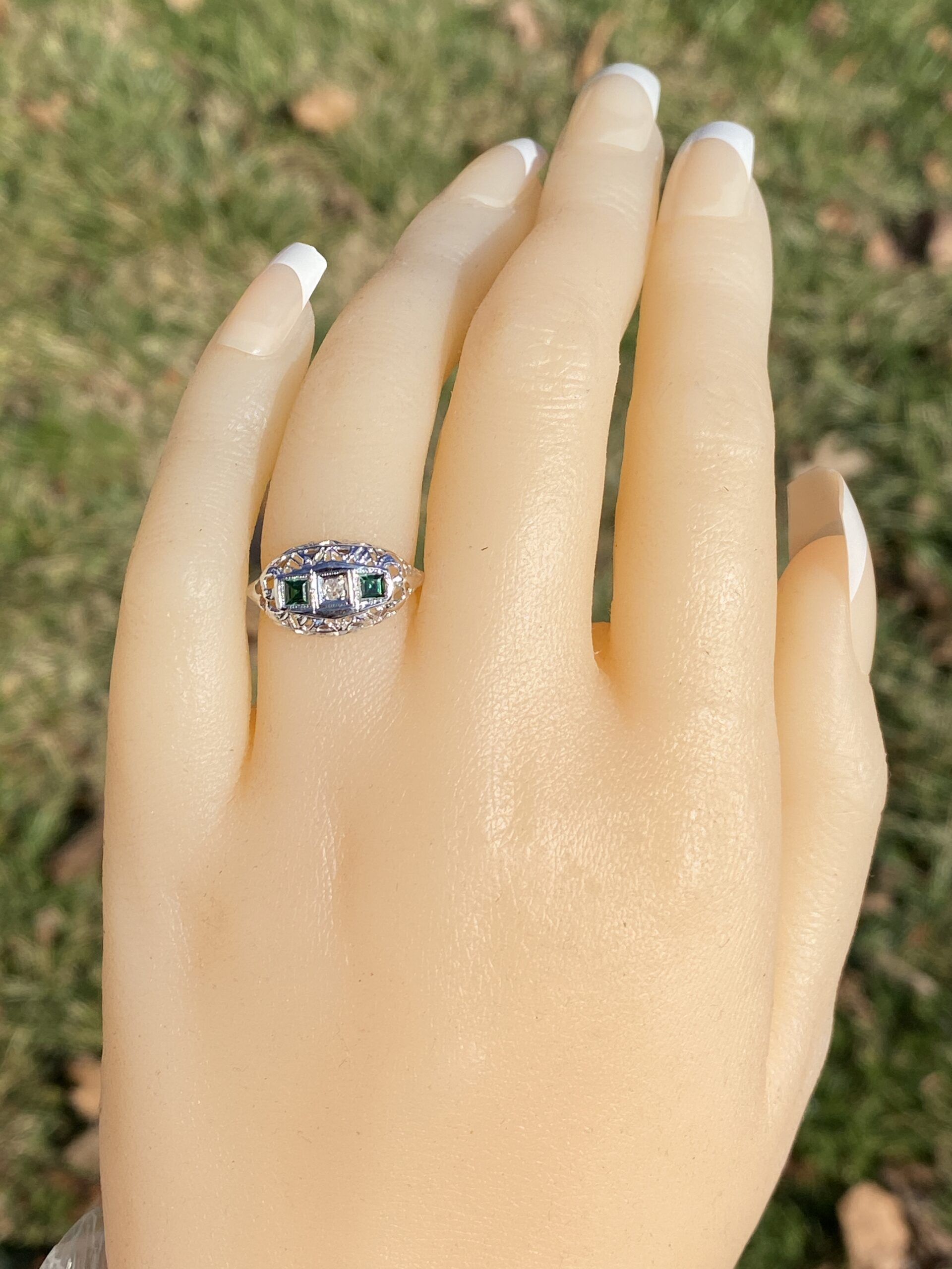 The 132nd Avenue: Antique Filigree Diamond and Emerald Ring in White Gold - Image 10