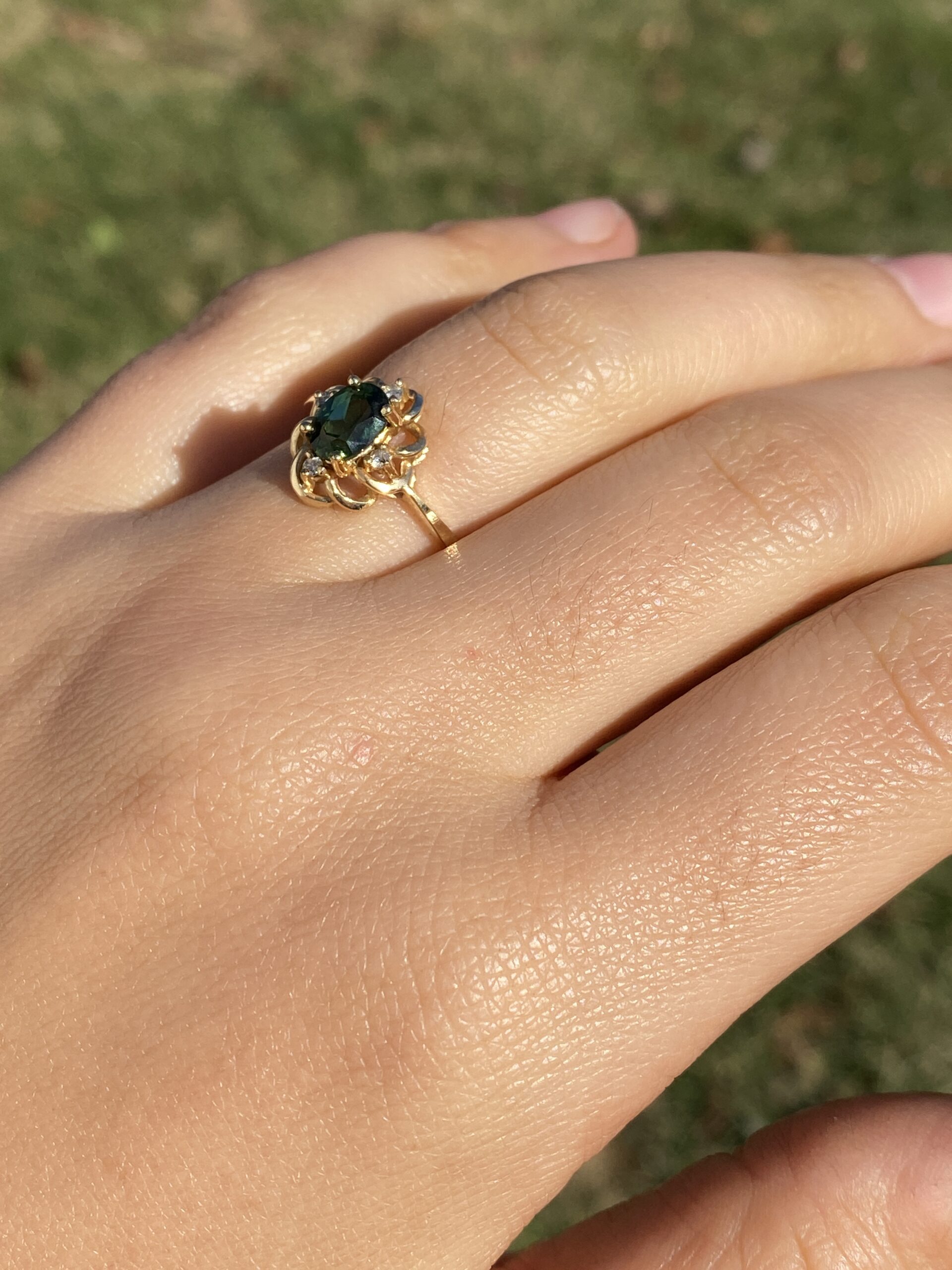 SOLD - The 118th Avenue: Tourmaline and Natural Diamond Ring in Yellow Gold - Image 10