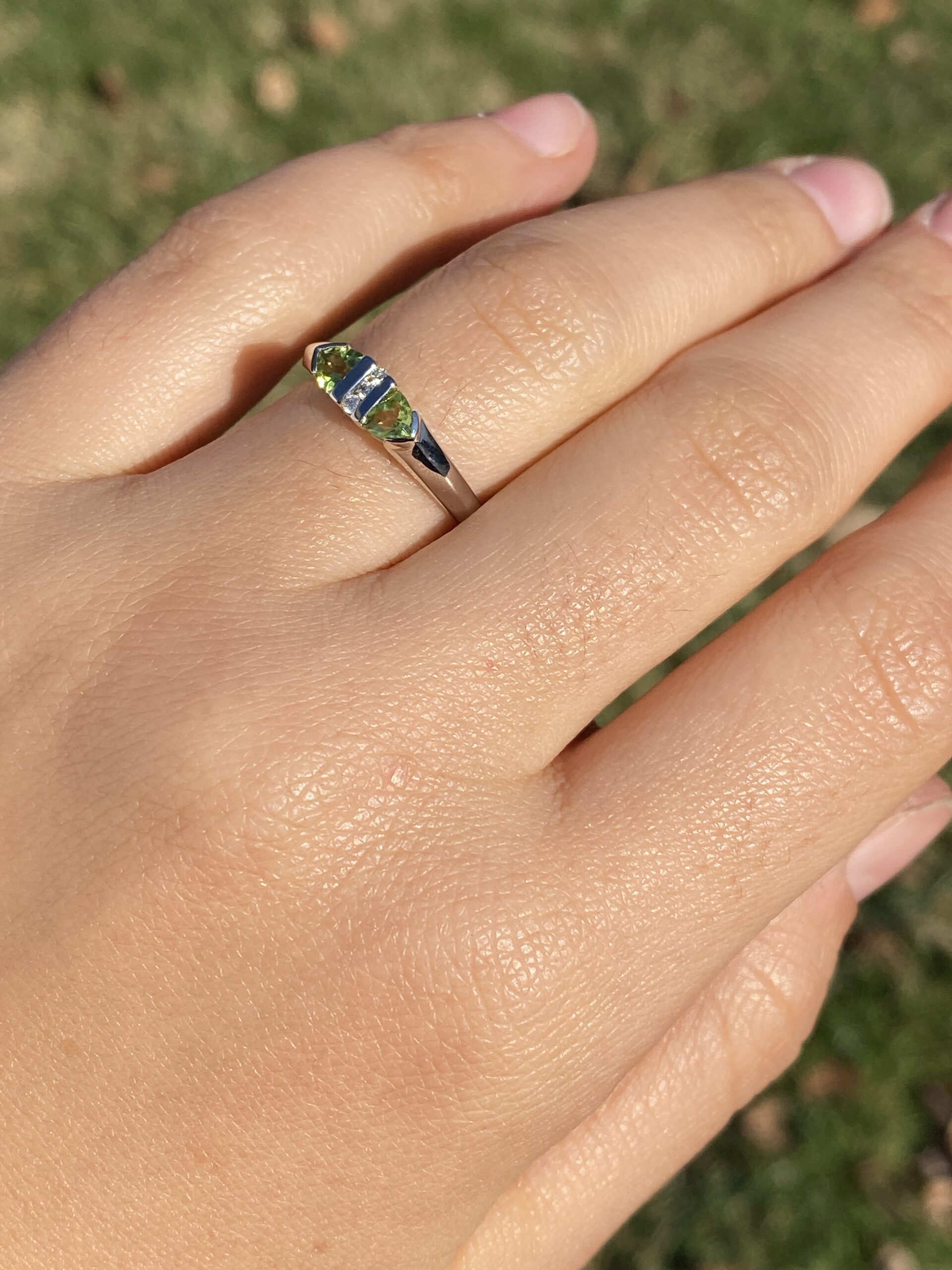 The 117th Avenue: Peridot and Diamond Modernist Band in White Gold - Image 10