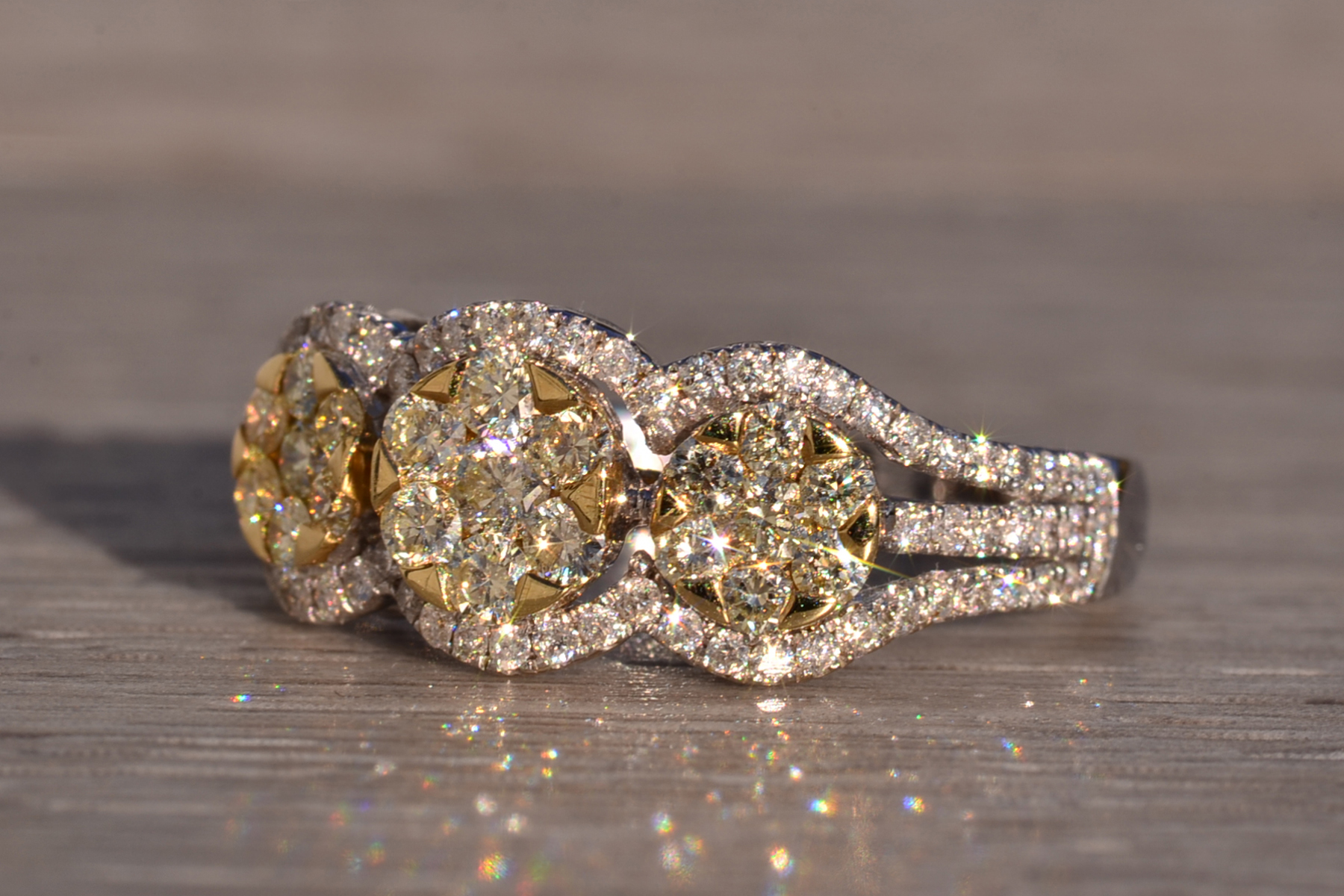 The 127th Avenue: Effy Signed Diamond Cluster Ring in White and Yellow Gold - Image 3