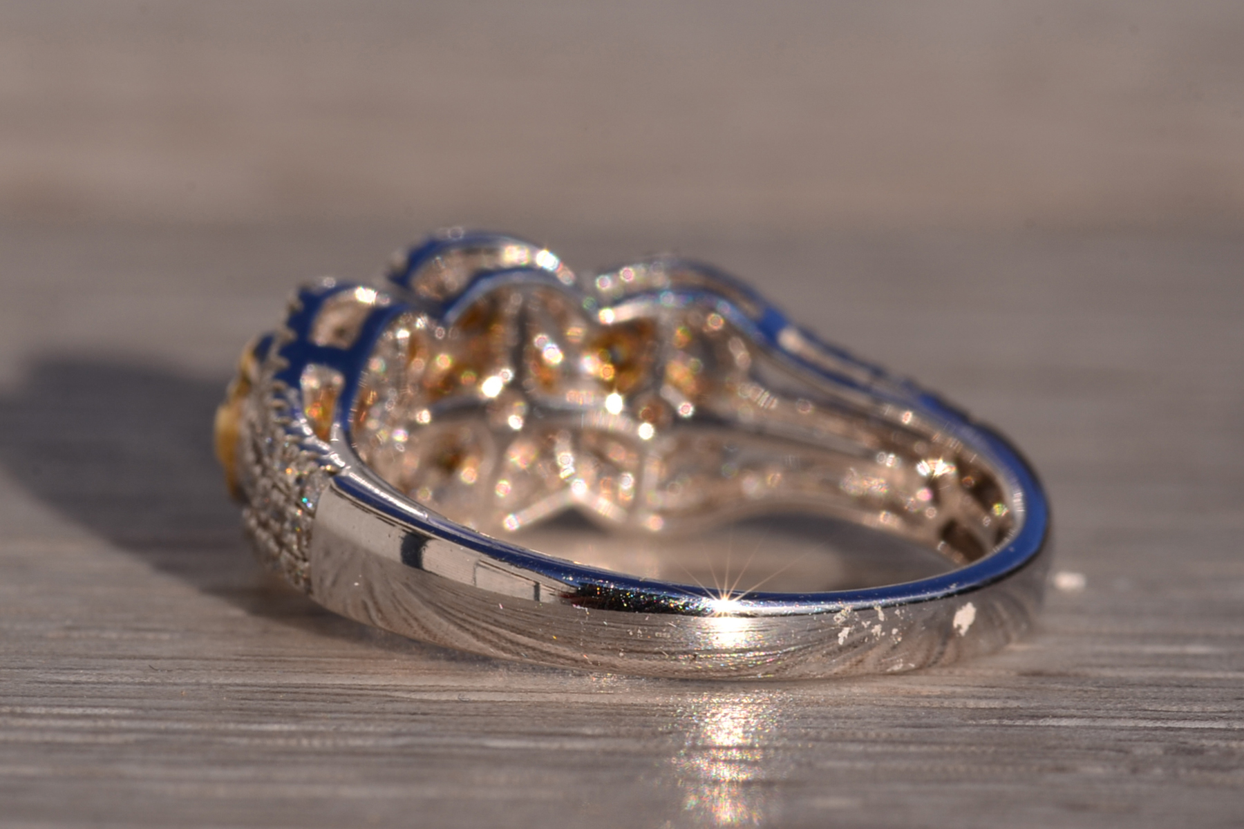 The 127th Avenue: Effy Signed Diamond Cluster Ring in White and Yellow Gold - Image 4