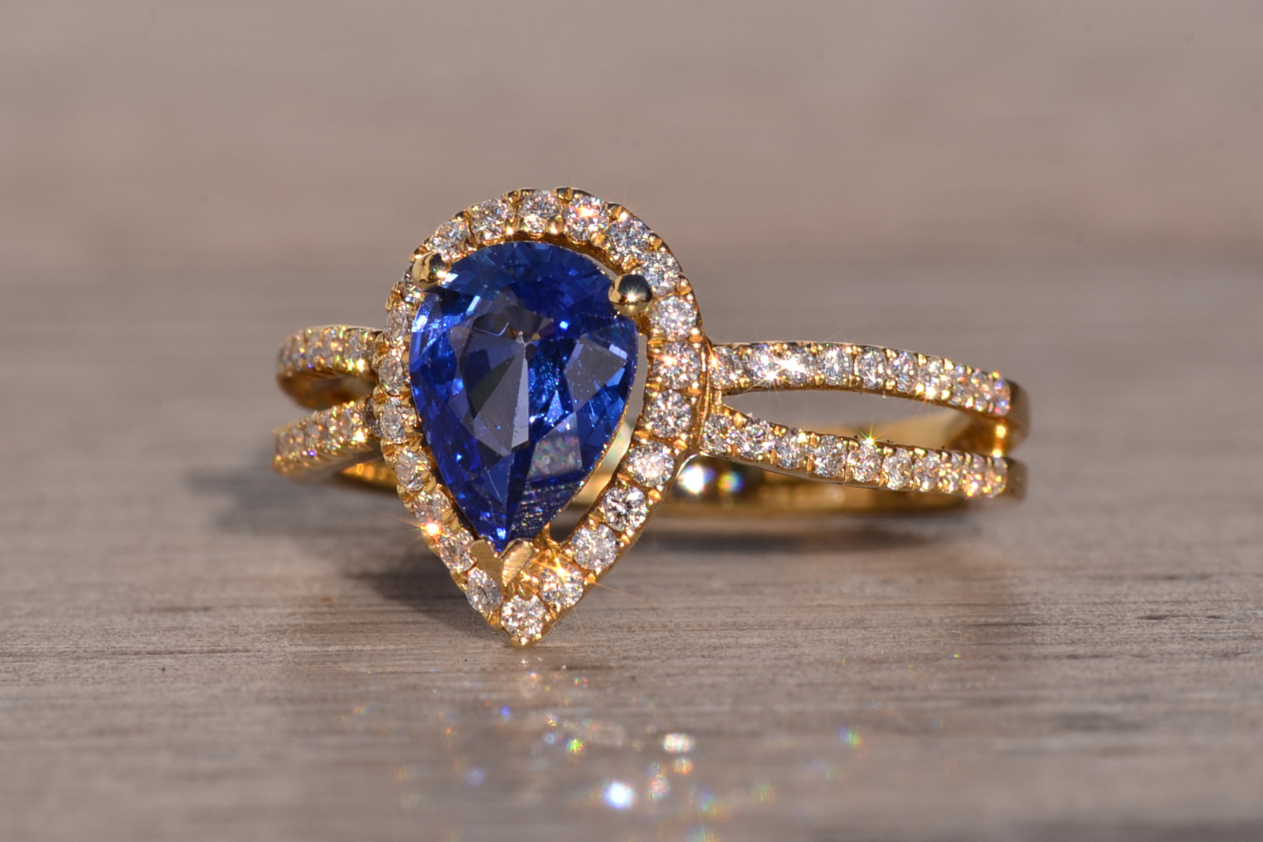 The 126th Avenue: Pear Shaped Tanzanite and Natural Diamond Ring in Yellow Gold - Image 3