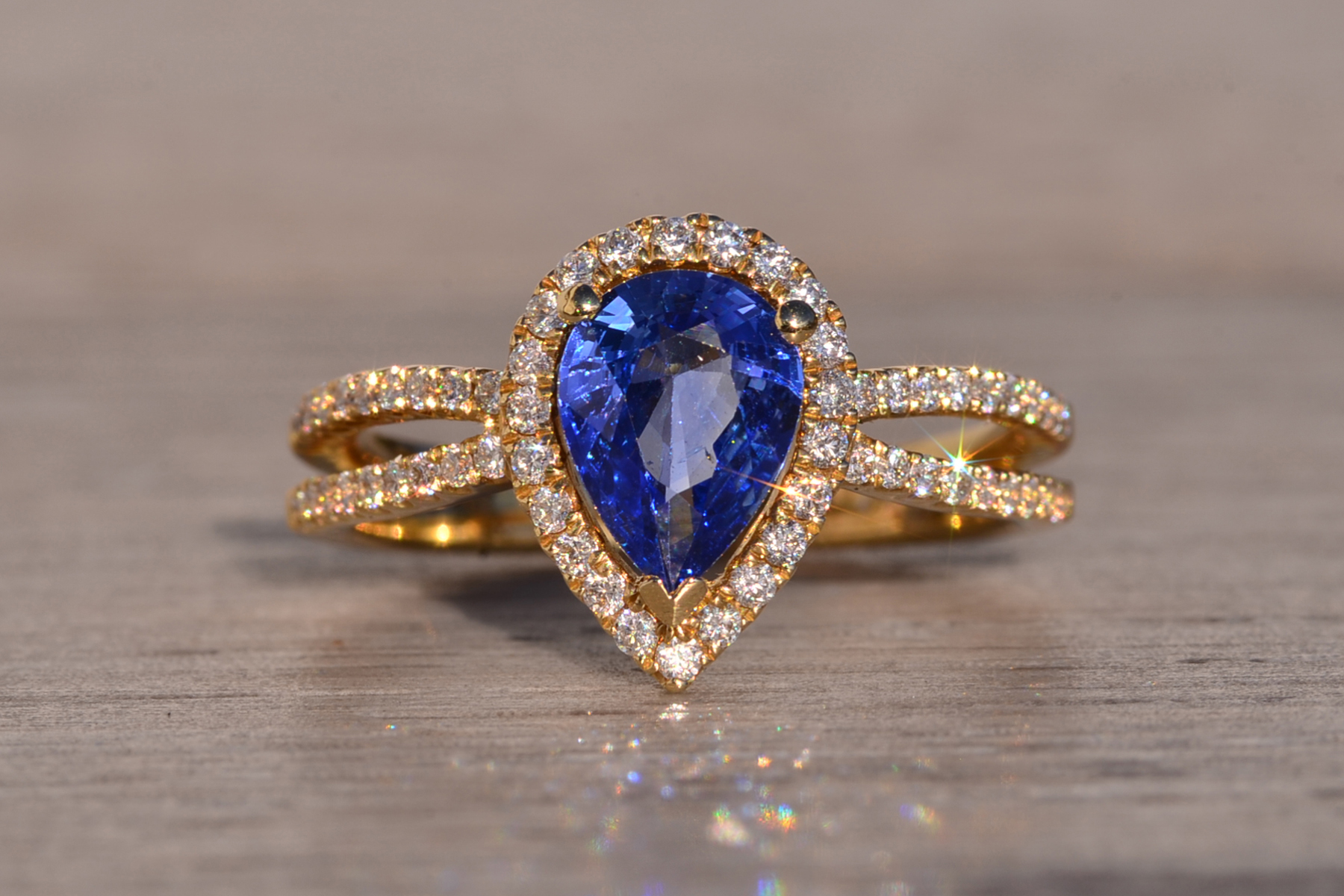 The 126th Avenue: Pear Shaped Tanzanite and Natural Diamond Ring in Yellow Gold - Image 7