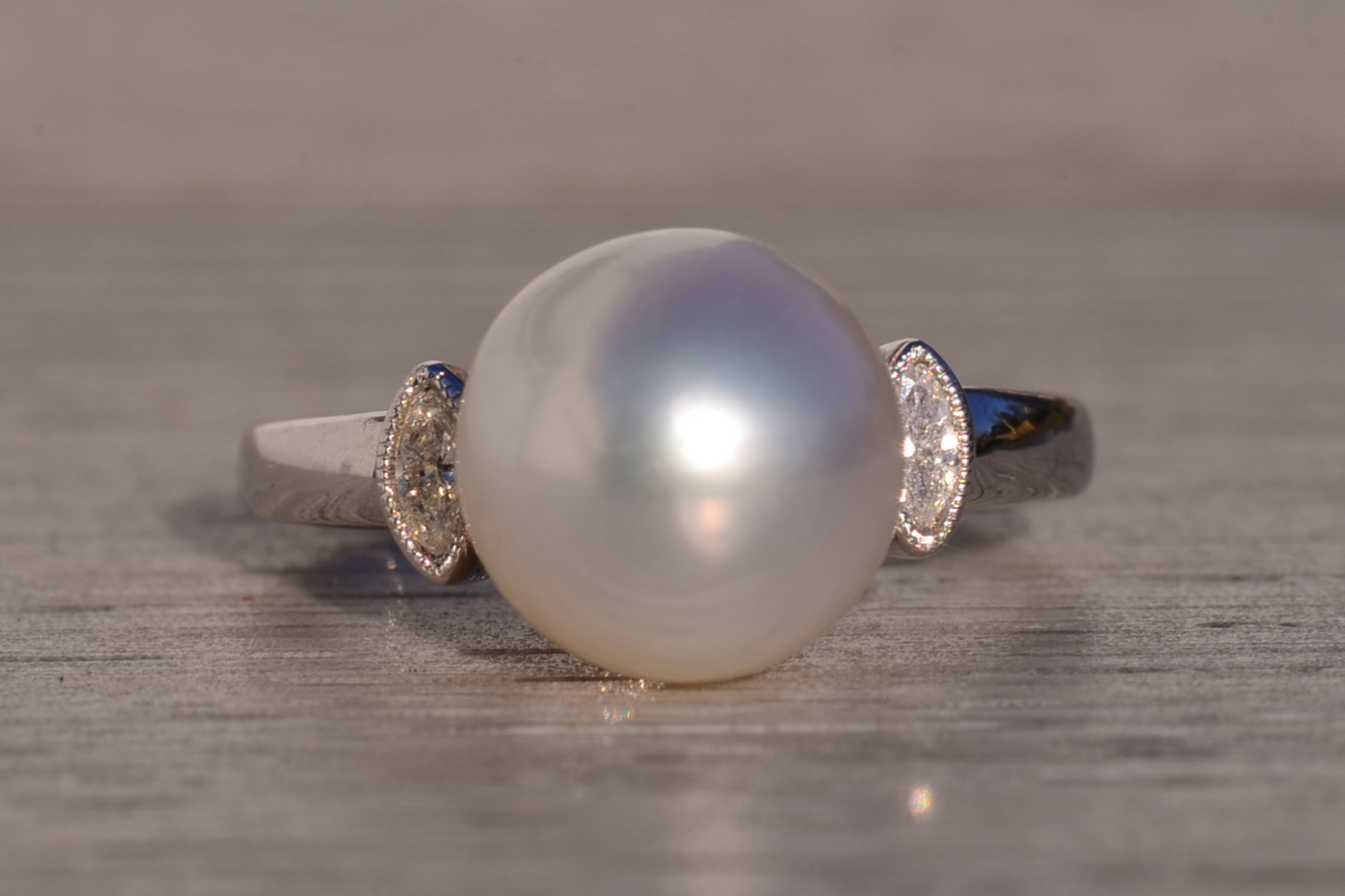 The 115th Avenue: Akoya Pearl and Natural Diamond Ring in White Gold - Image 7