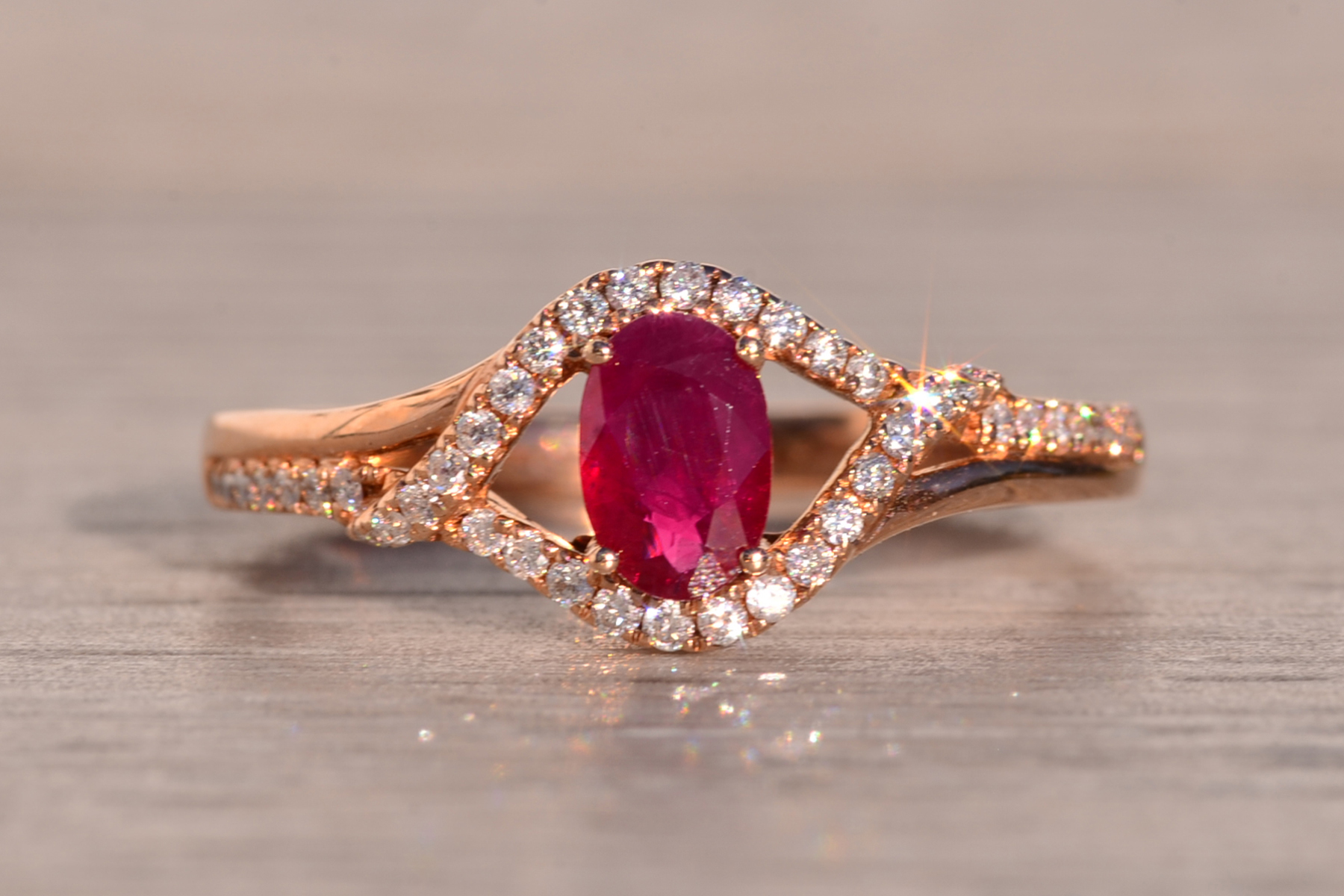The 184th Avenue: Oval Natural Ruby and Diamond Ring in Rose Gold - Image 2