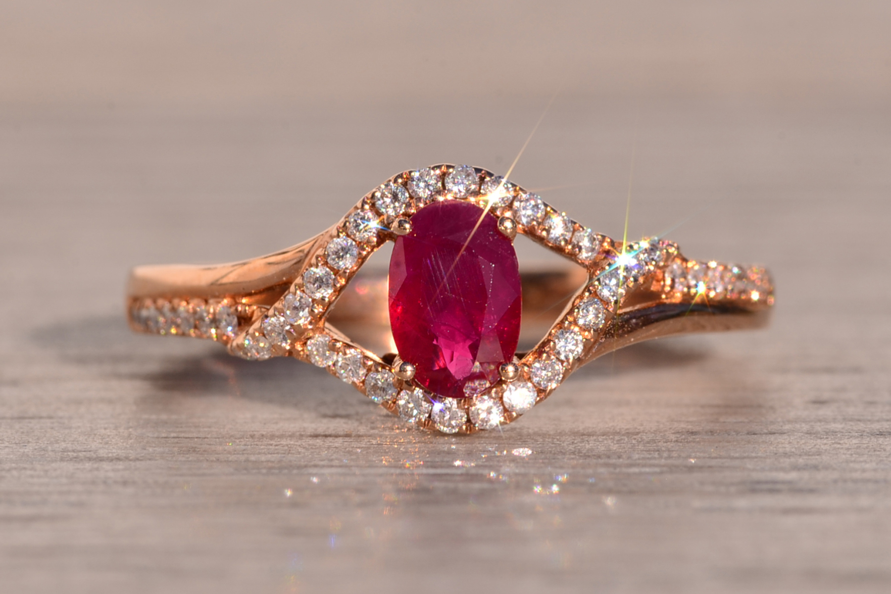 The 184th Avenue: Oval Natural Ruby and Diamond Ring in Rose Gold - Image 7