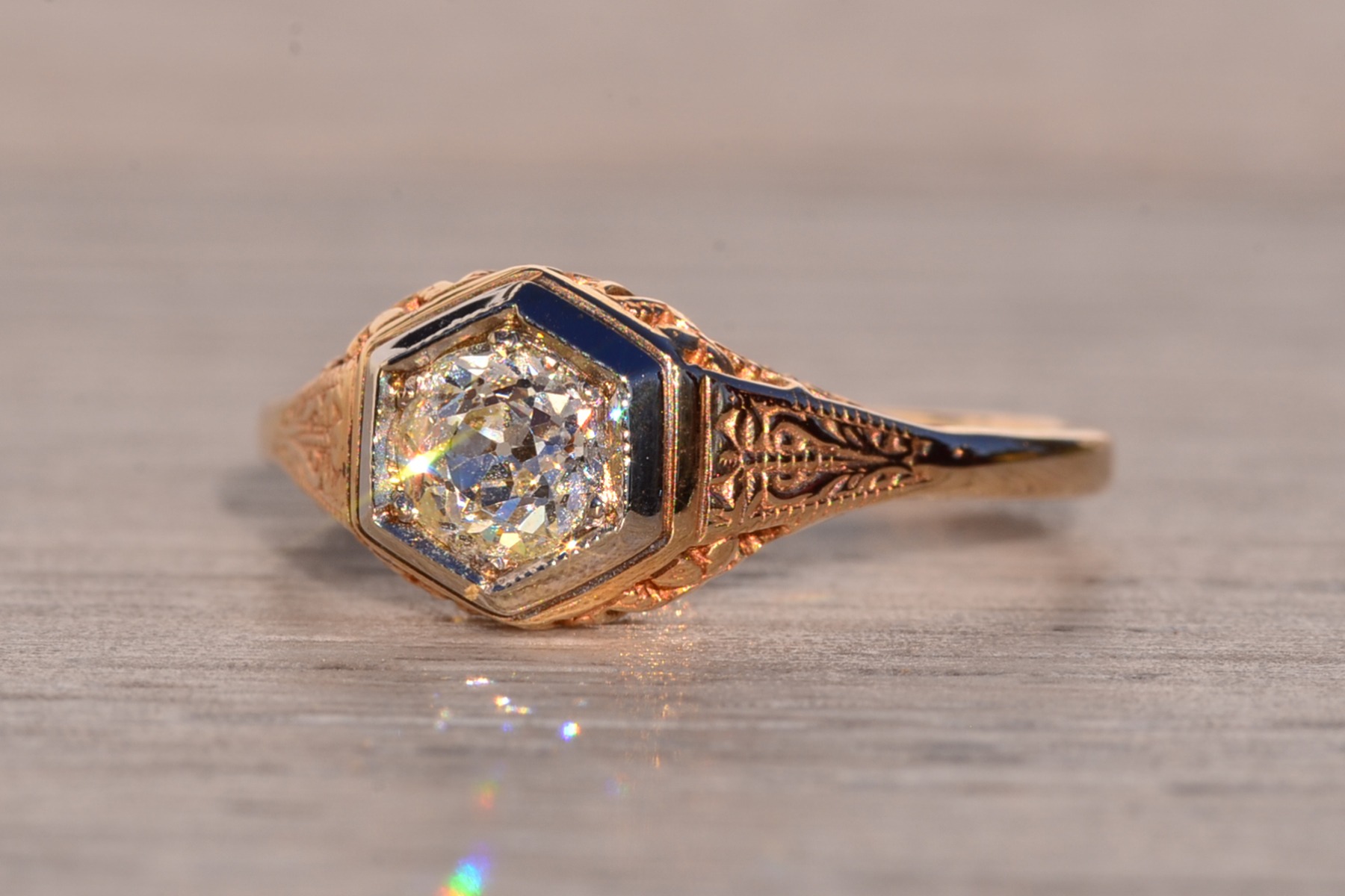 SOLD - The 192nd Avenue: Antique Filigree Ring in Yellow Gold with Natural Diamond - Image 3