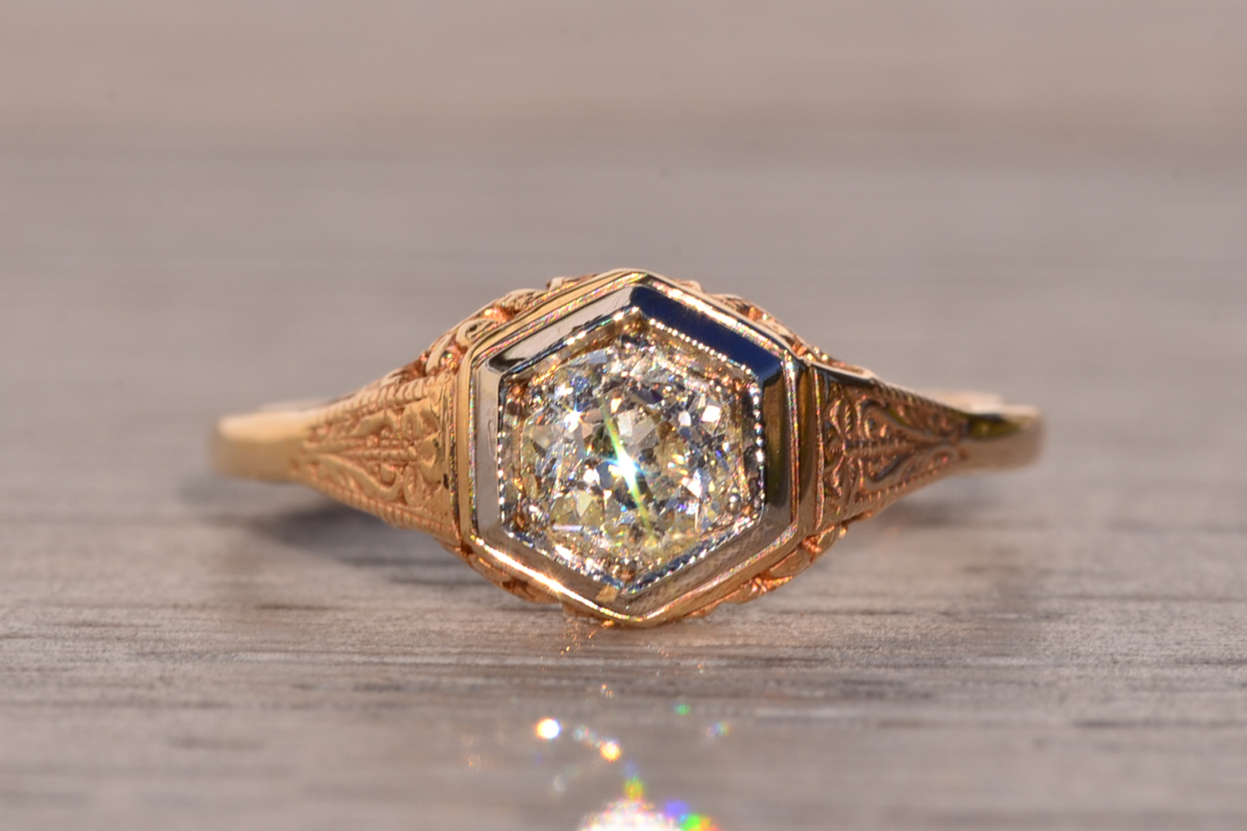 SOLD - The 192nd Avenue: Antique Filigree Ring in Yellow Gold with Natural Diamond - Image 7