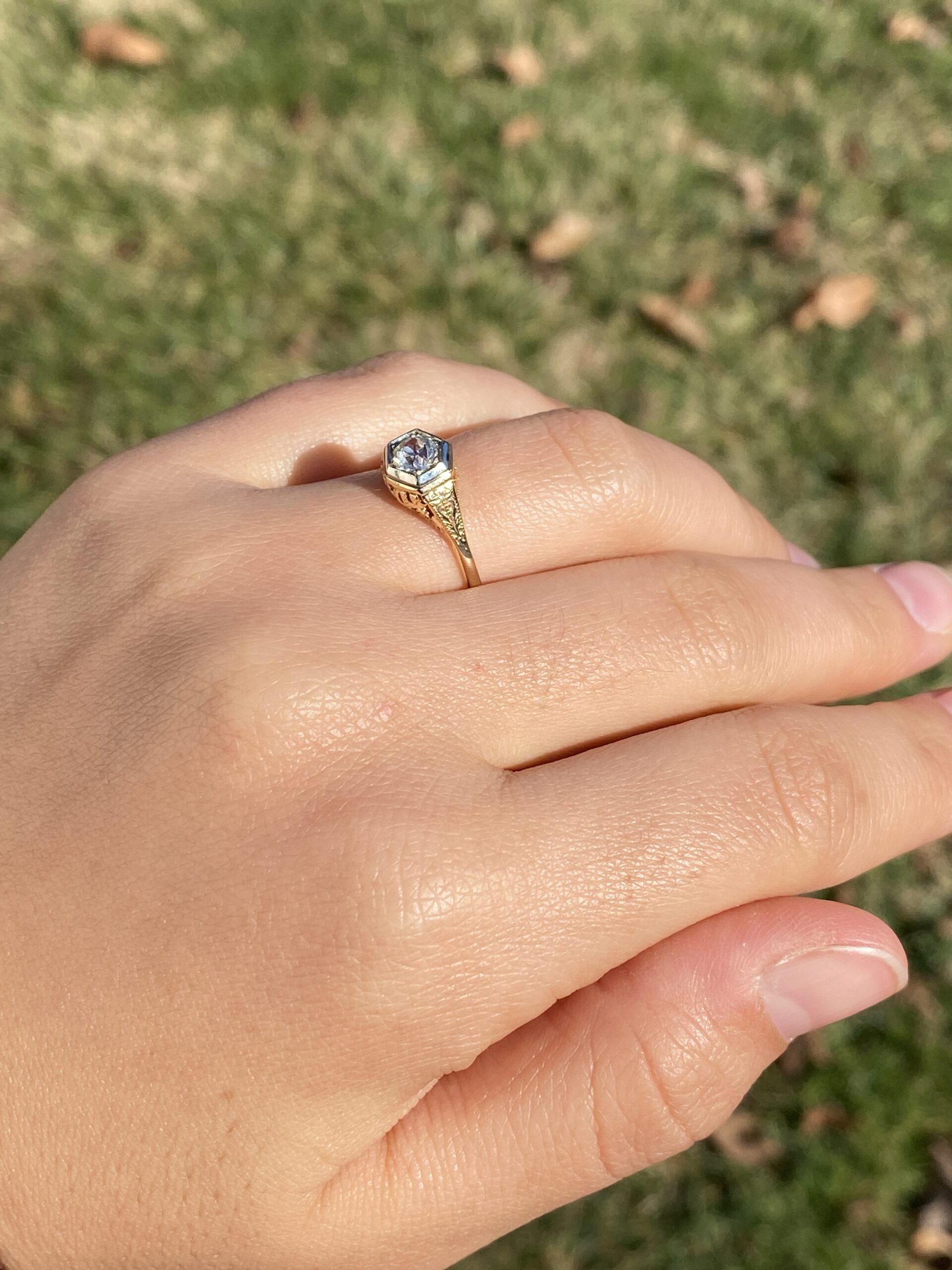 SOLD - The 192nd Avenue: Antique Filigree Ring in Yellow Gold with Natural Diamond - Image 10