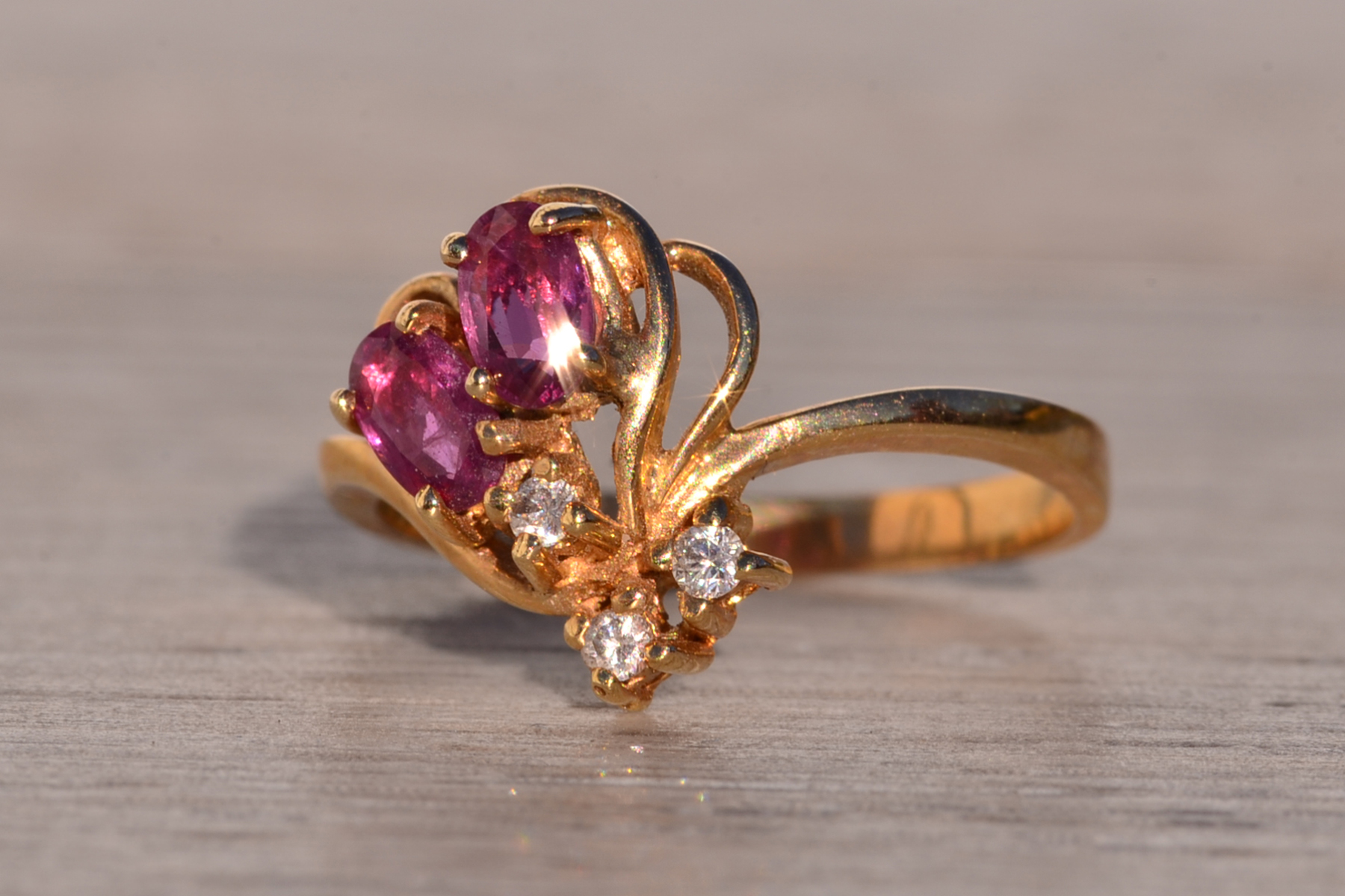 The 197th Avenue: Ruby and Natural Diamond Flare Ring in Yellow Gold - Image 3