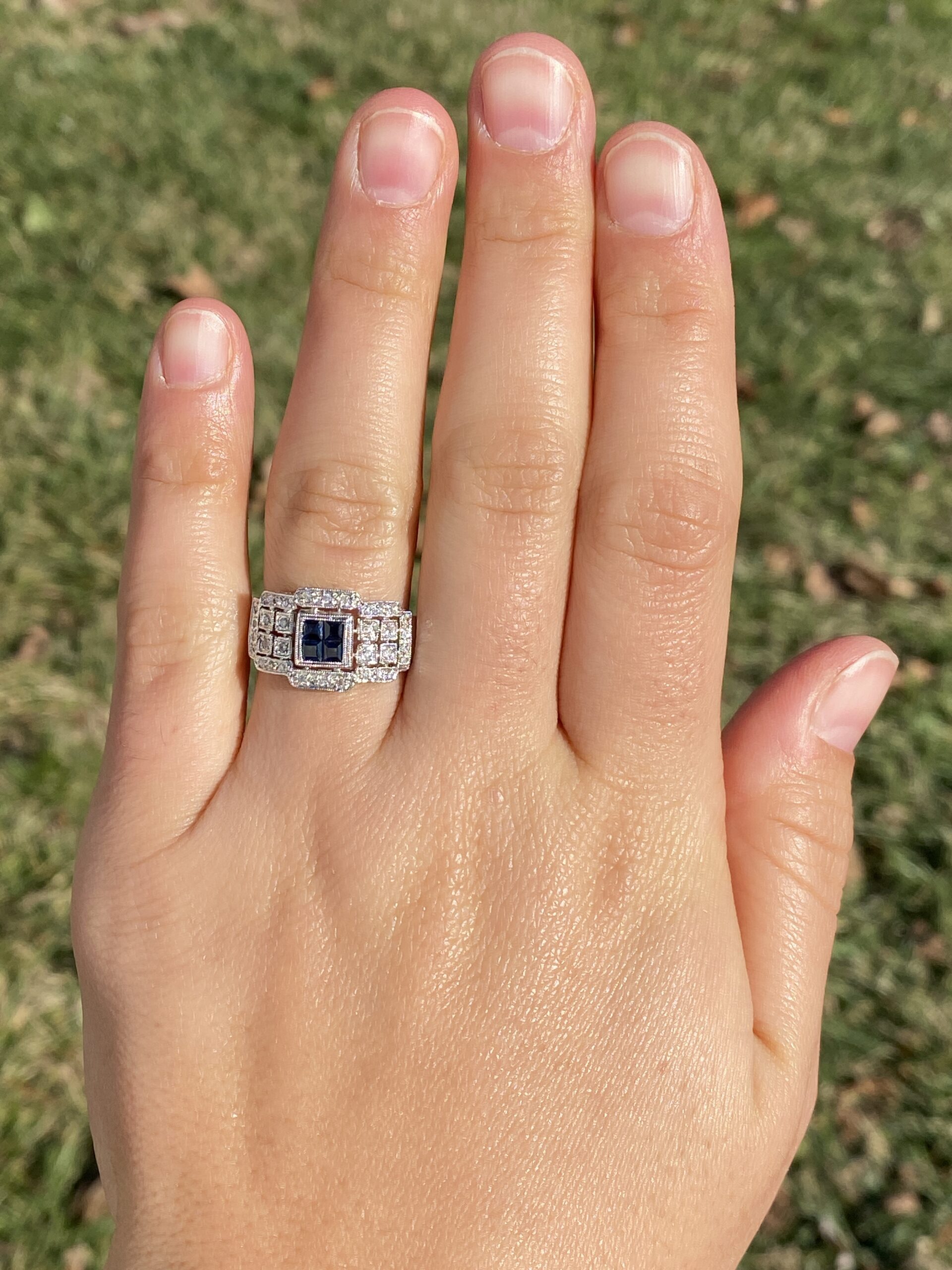 The 199th Avenue: Contemporary Sapphire and Natural Diamond Ring in White Gold - Image 8