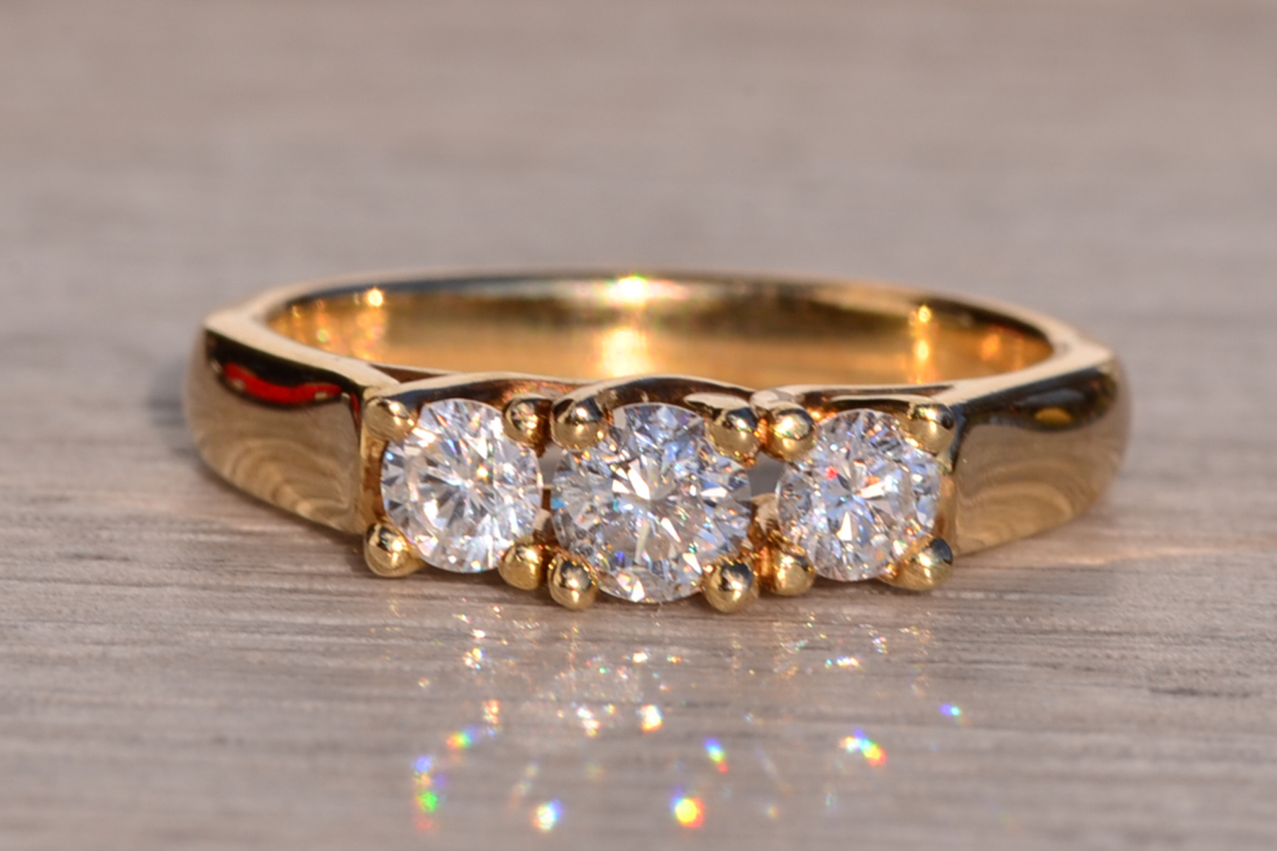 The Klamath River: Vintage Past Present Future Diamond Ring in Yellow Gold - Image 2