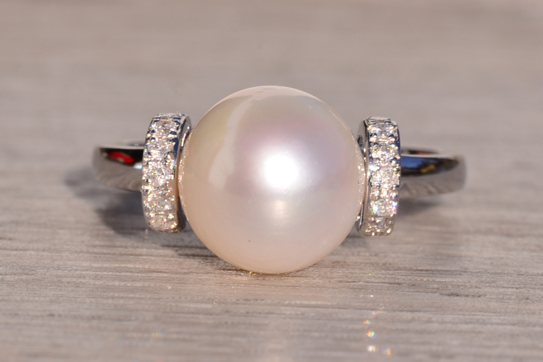 The Denali Mountain: Akoya Pearl and Natural Diamond Ring in White Gold - Image 2