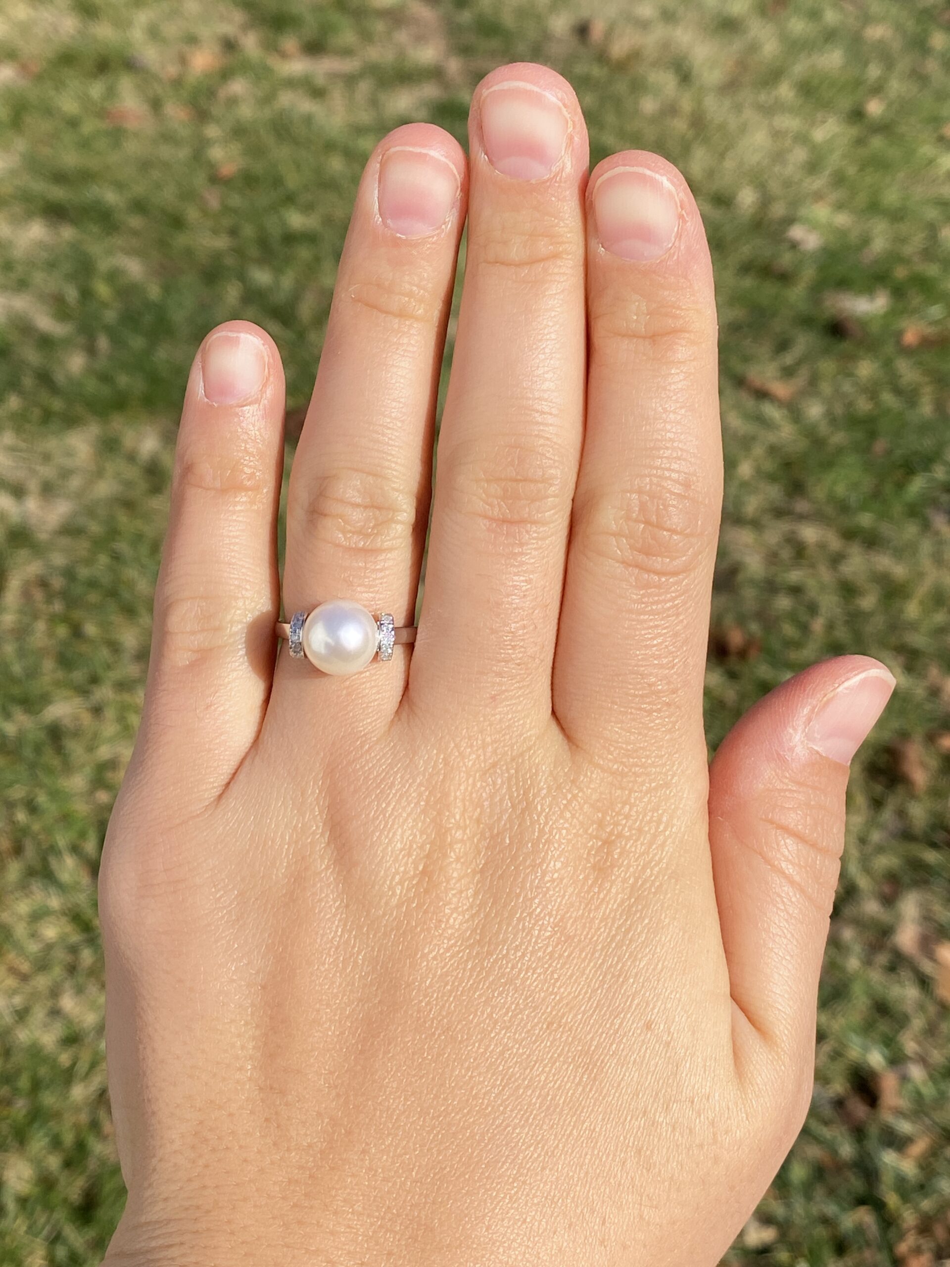 The Denali Mountain: Akoya Pearl and Natural Diamond Ring in White Gold - Image 8