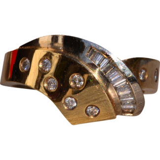 Rue Crémieux: Modern Handmade Two Tone Natural Diamond Ring