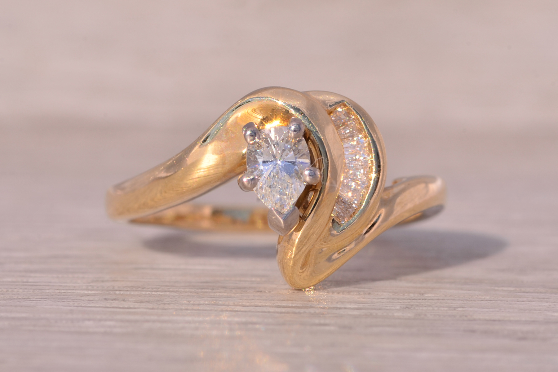 The Ballarat: Vintage Circa 1980's Yellow Gold Natural Diamond Engagement Ring - Image 2