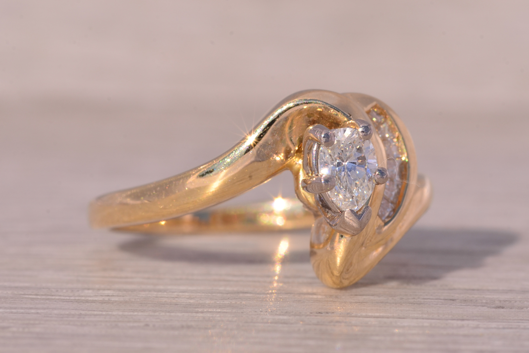 The Ballarat: Vintage Circa 1980's Yellow Gold Natural Diamond Engagement Ring - Image 6