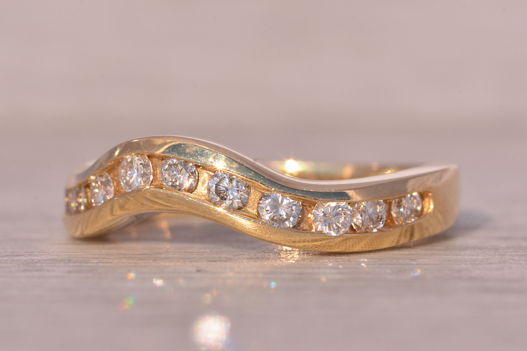 SOLD - The Pentiction: Natural Diamond Contour Band in Yellow Gold - Image 3
