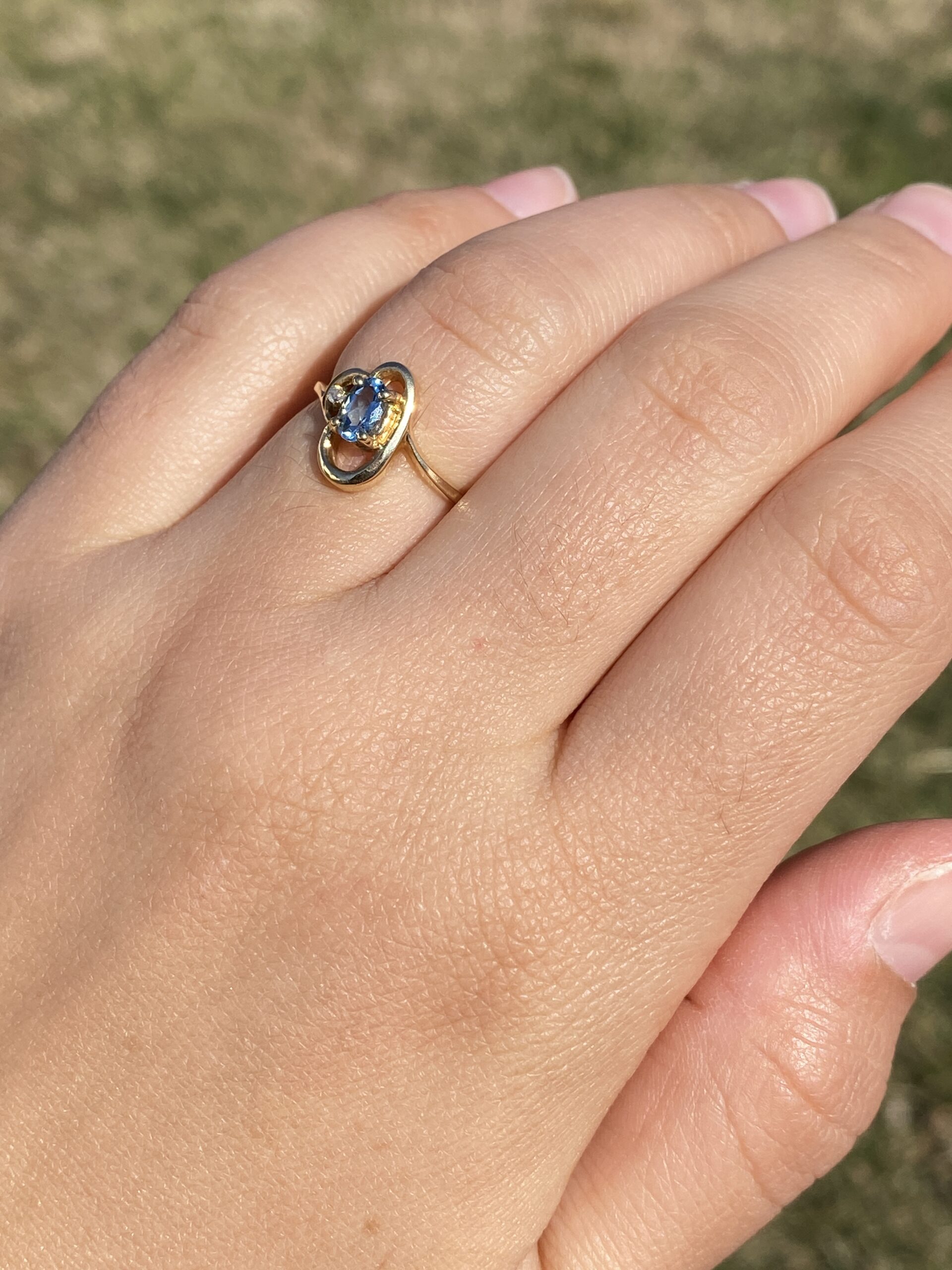 The Saskatoon: Blue Topaz and Natural Diamond Cocktail Ring in Yellow Gold - Image 9