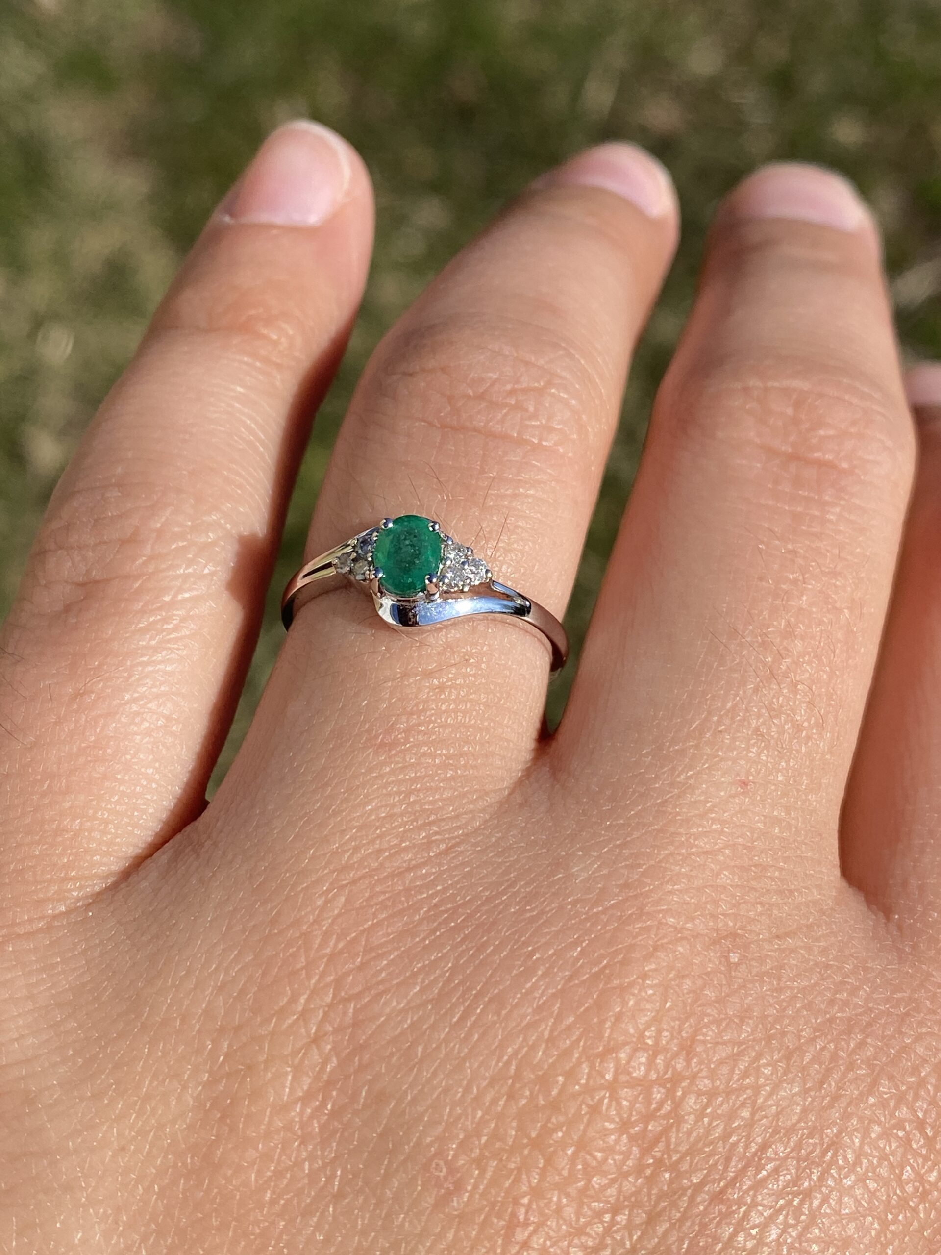 The Bray: Natural Emerald and Diamond Ring in White Gold - Image 10