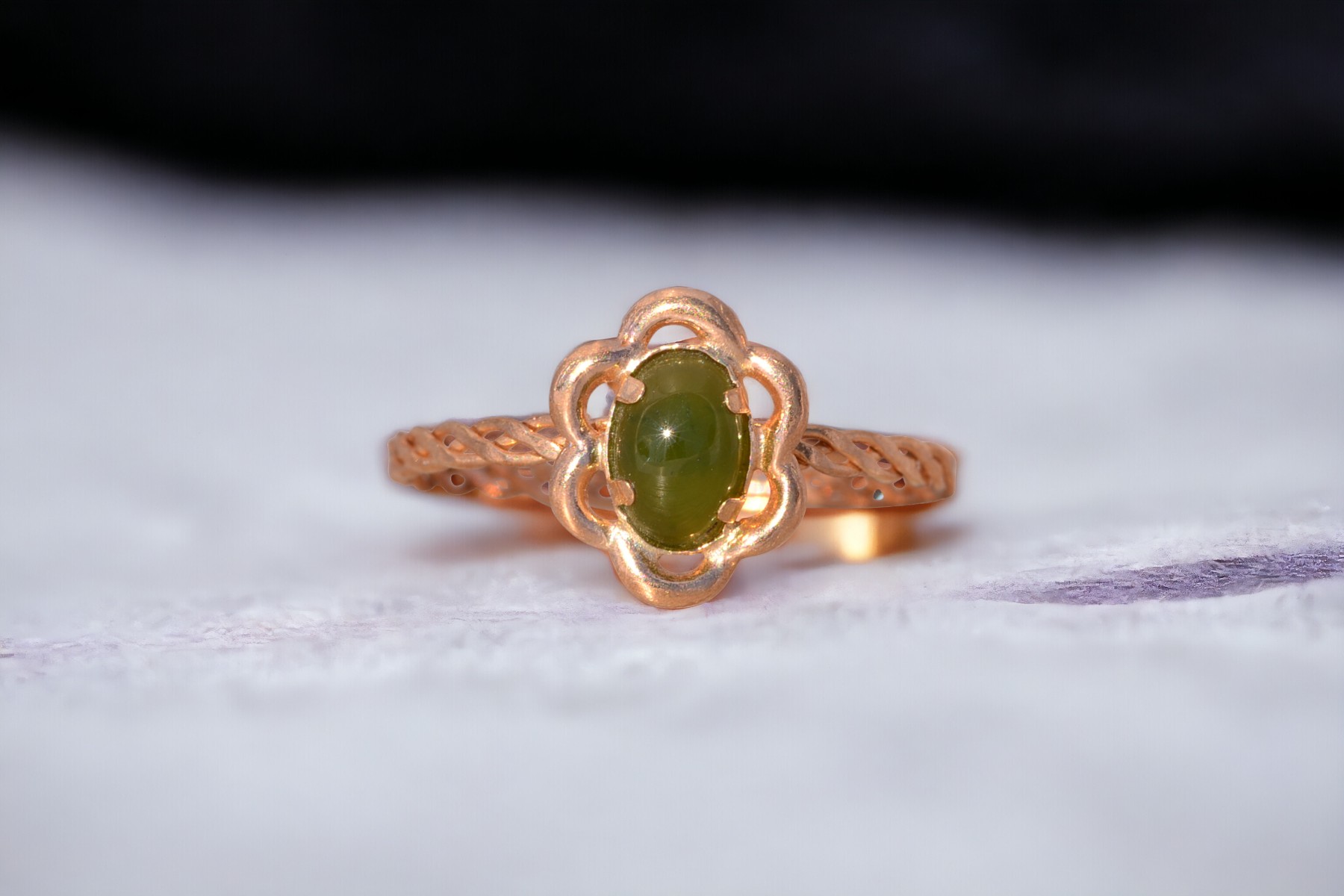 The Killarny: Nephrite Ring in Yellow Gold - Image 11