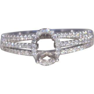 The Halo Elegance: Diamond Ring Mount in White Gold