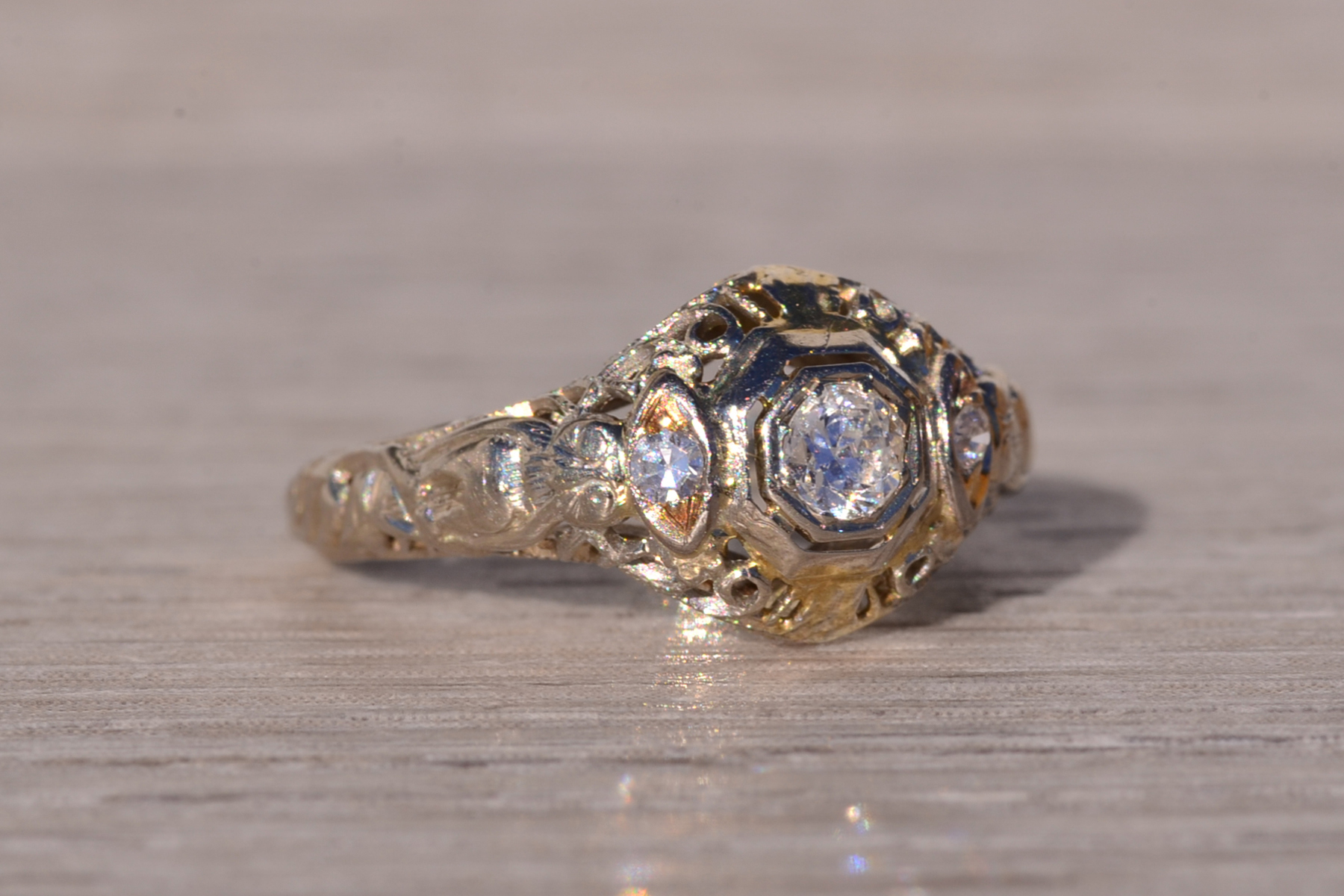 The Catch: Antique Filigree Engagement Ring with Natural Diamonds in White Gold - Image 6