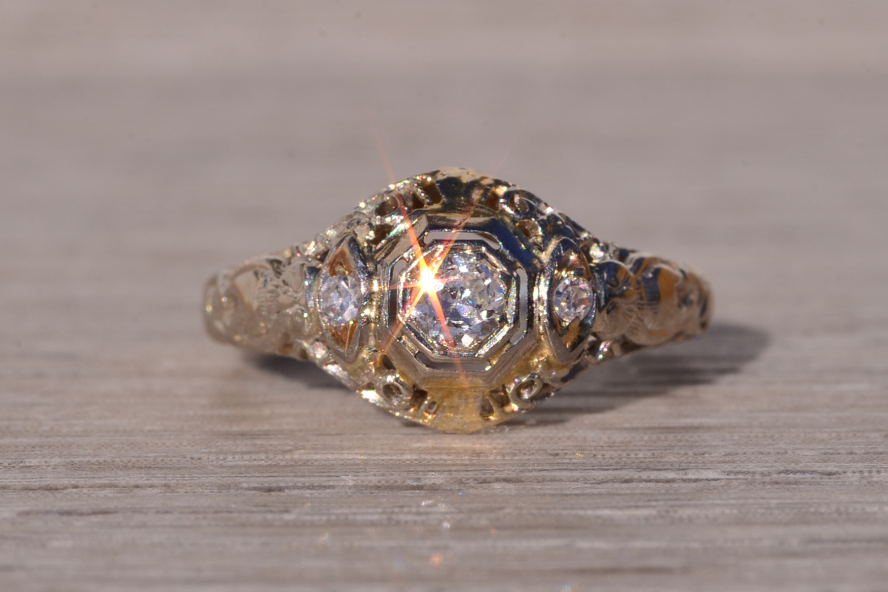 The Catch: Antique Filigree Engagement Ring with Natural Diamonds in White Gold - Image 7