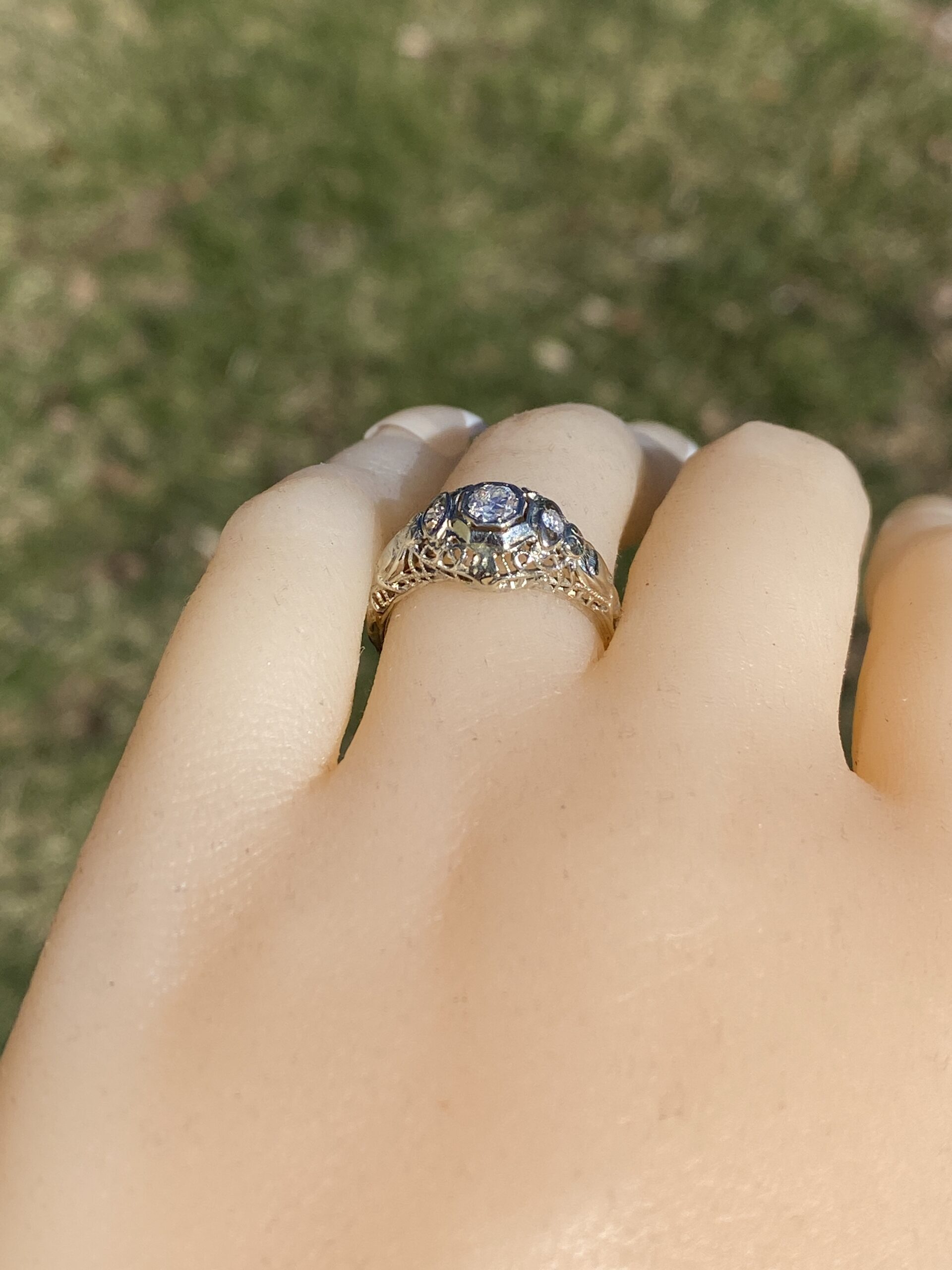 The Catch: Antique Filigree Engagement Ring with Natural Diamonds in White Gold - Image 10