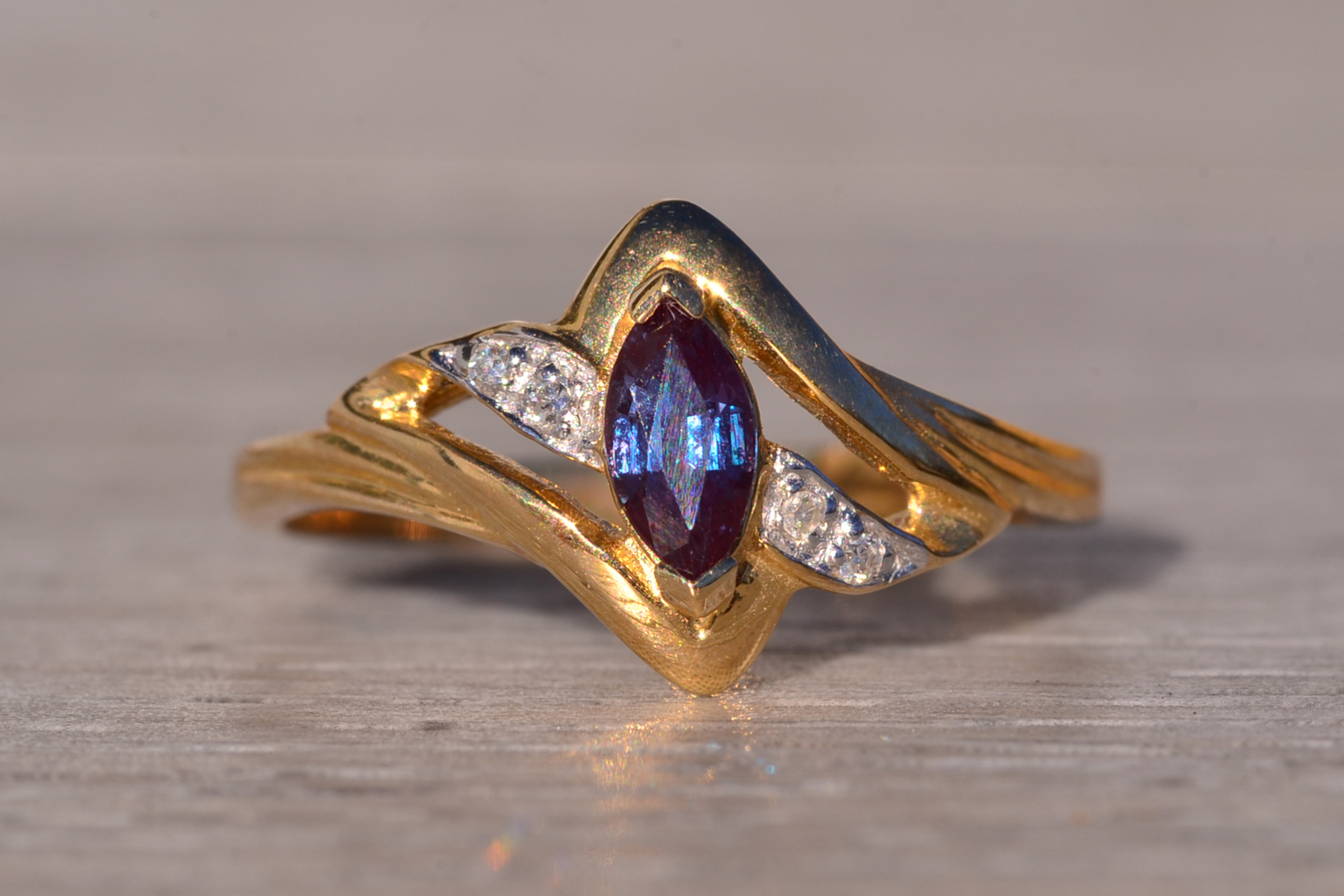SOLD - The Knie: Lab Grown Alexandrite and Natural Diamond Ring in Yellow Gold - Image 2