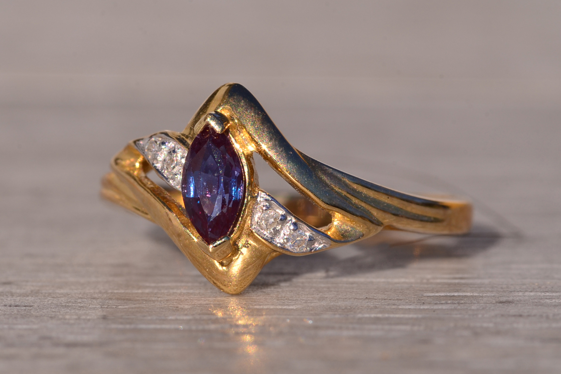 SOLD - The Knie: Lab Grown Alexandrite and Natural Diamond Ring in Yellow Gold - Image 3