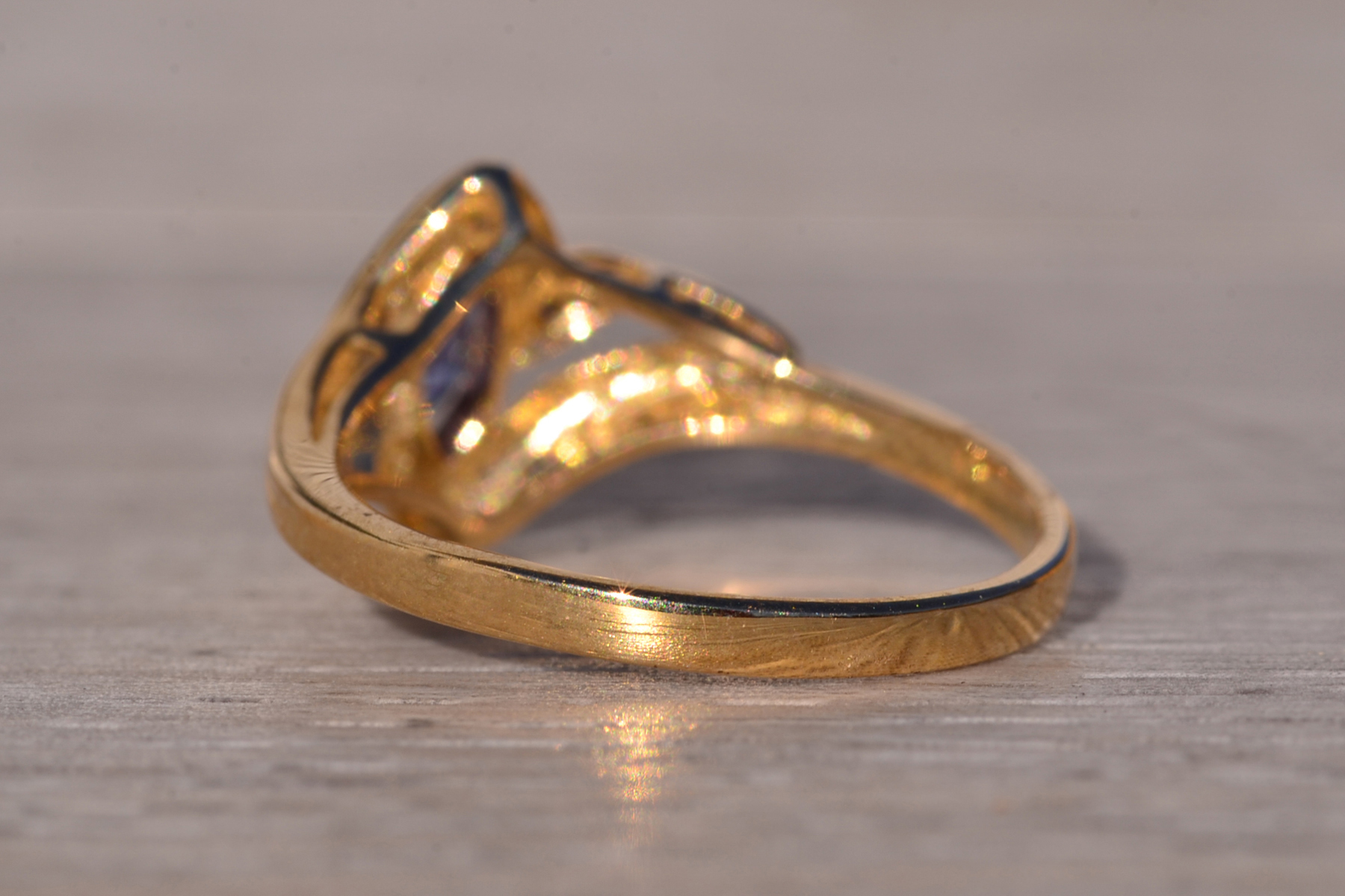 SOLD - The Knie: Lab Grown Alexandrite and Natural Diamond Ring in Yellow Gold - Image 4