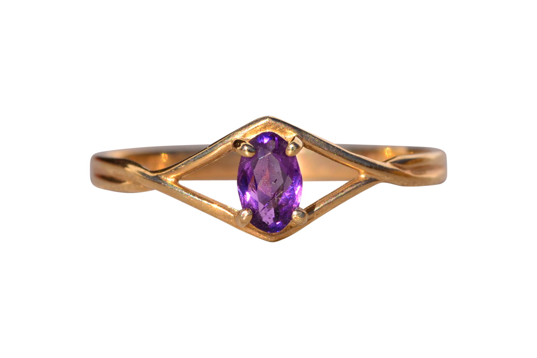 The Crobly: Natural Amethyst Ring in Yellow Gold