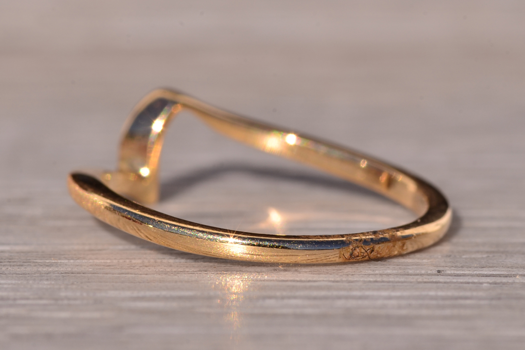The Sweeping: Waved Yellow Gold Modern Ring in Yellow Gold - Image 4