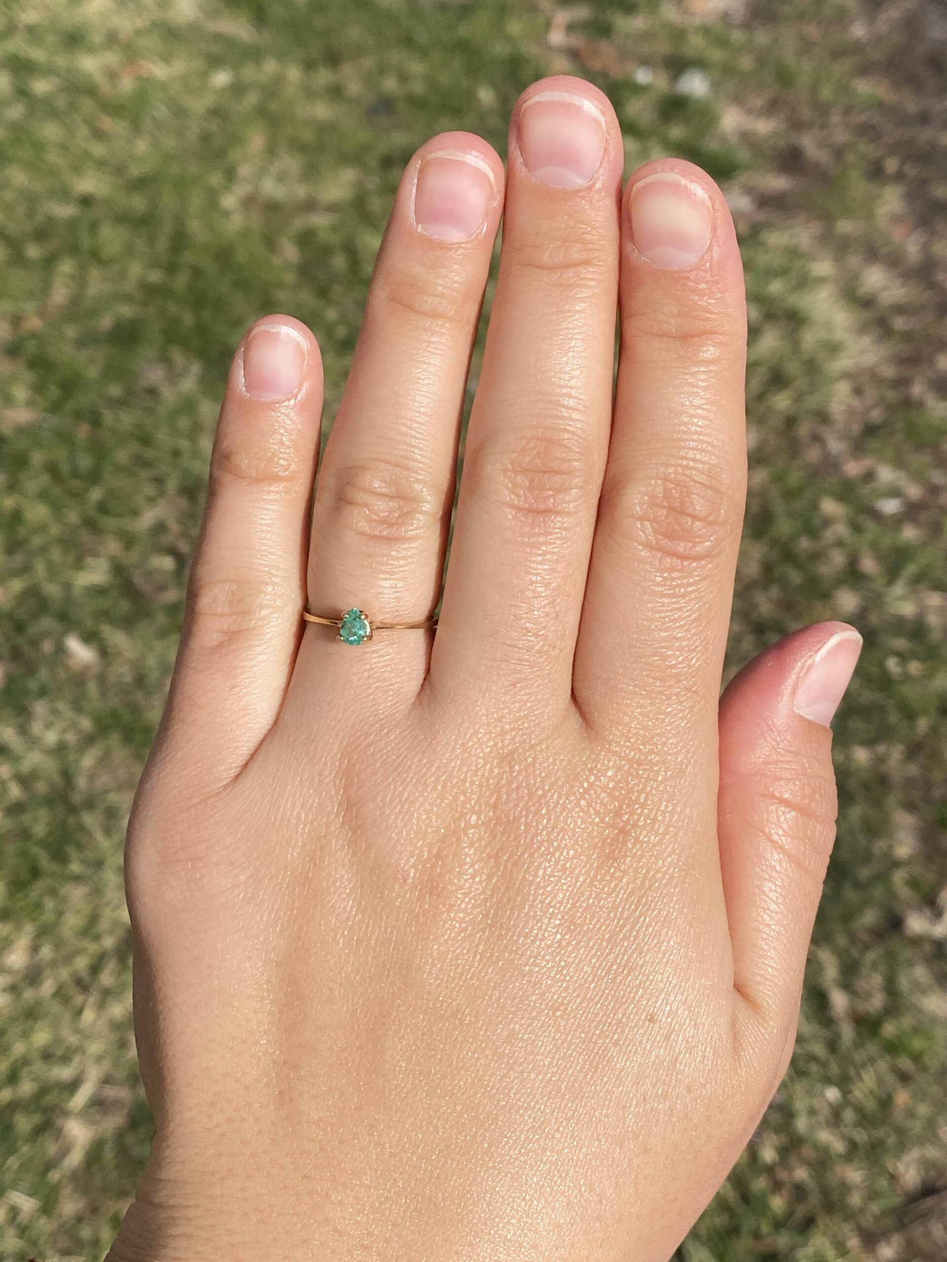 The Seafoam: Vivid Pear Shaped Natural Emerald in Yellow Gold - Image 8