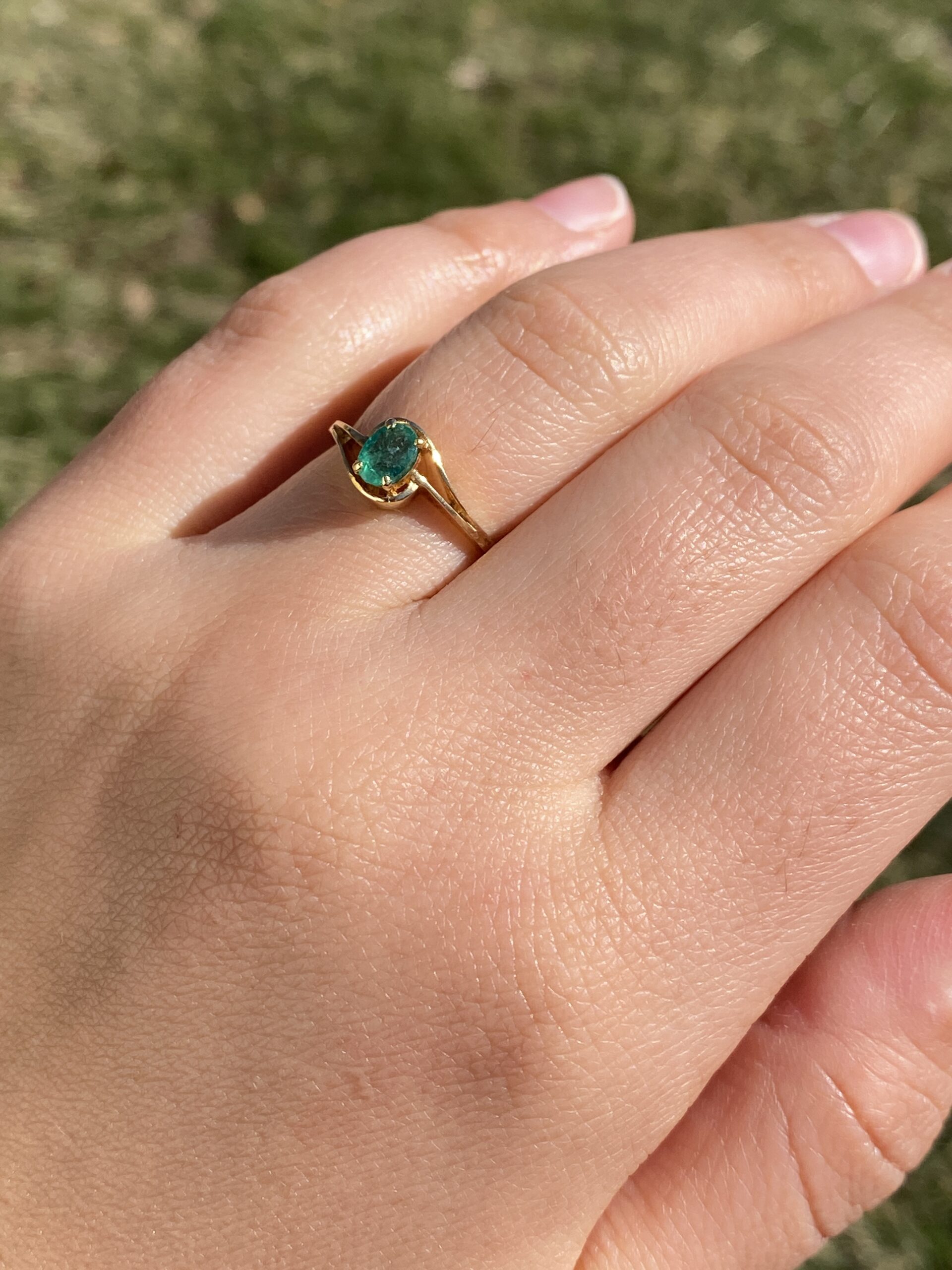 SOLD - The Burswood: Vintage Natural Emerald Ring in Yellow Gold - Image 9